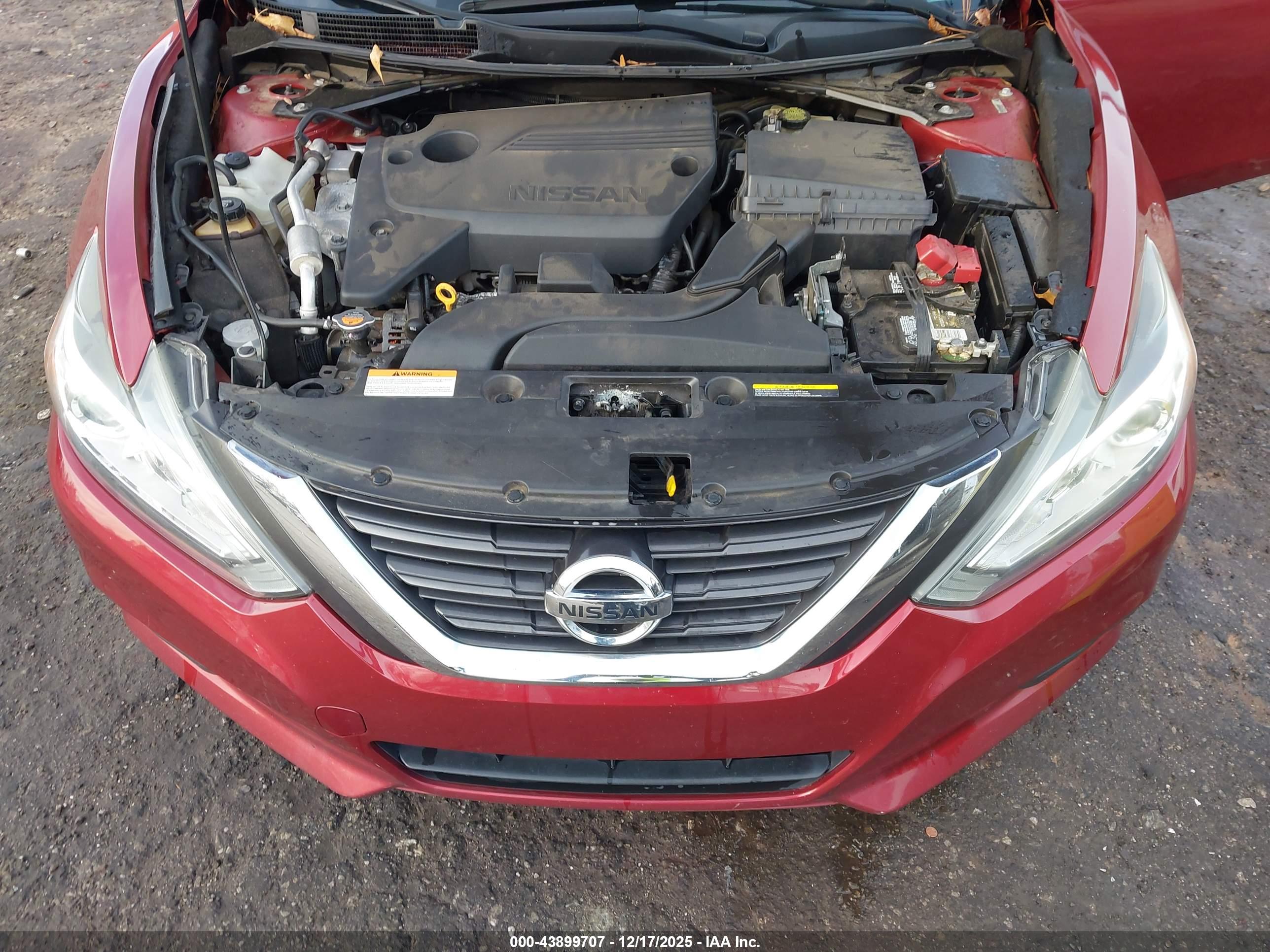 NISSAN ALTIMA image 10