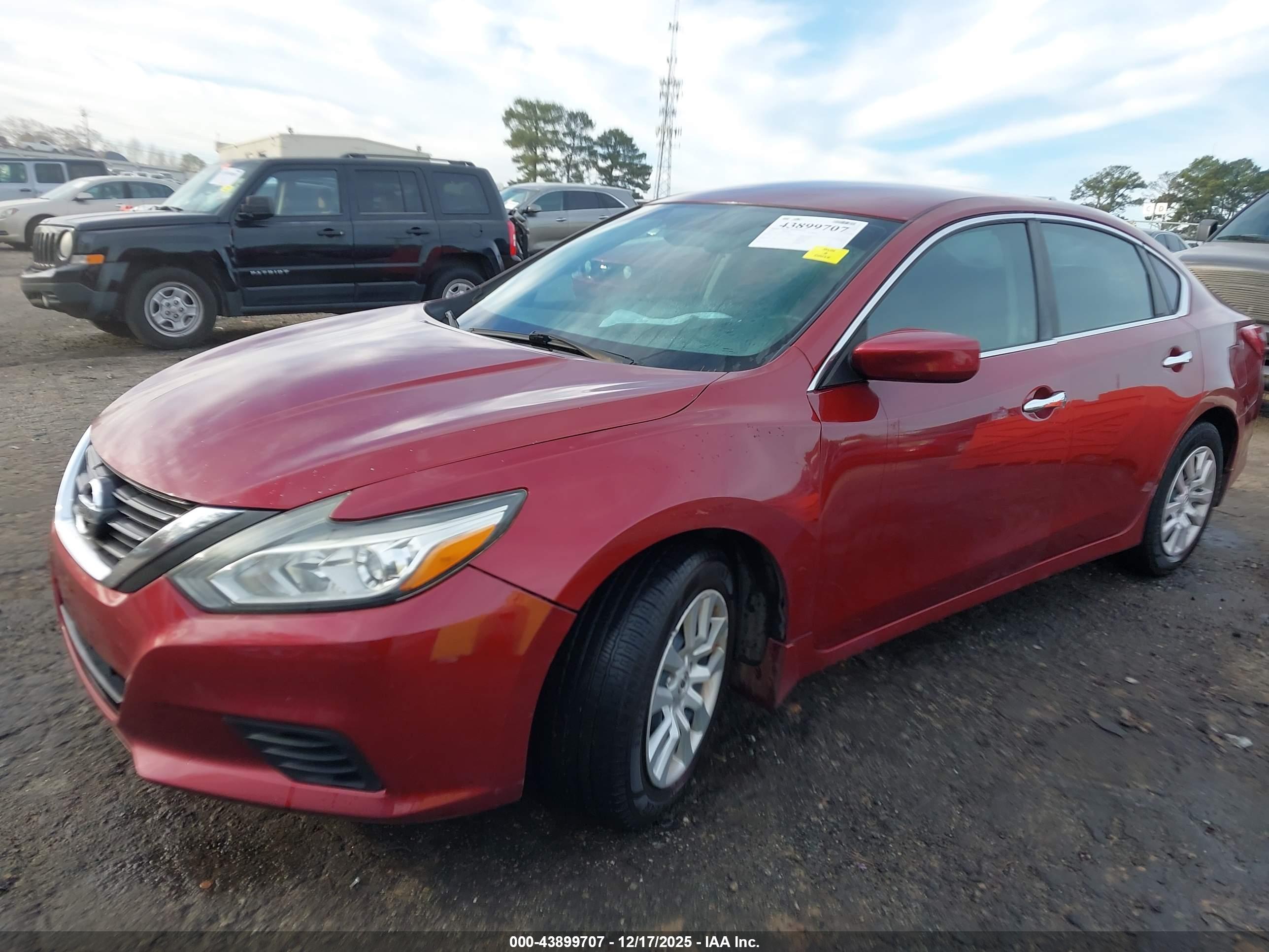 NISSAN ALTIMA image 2