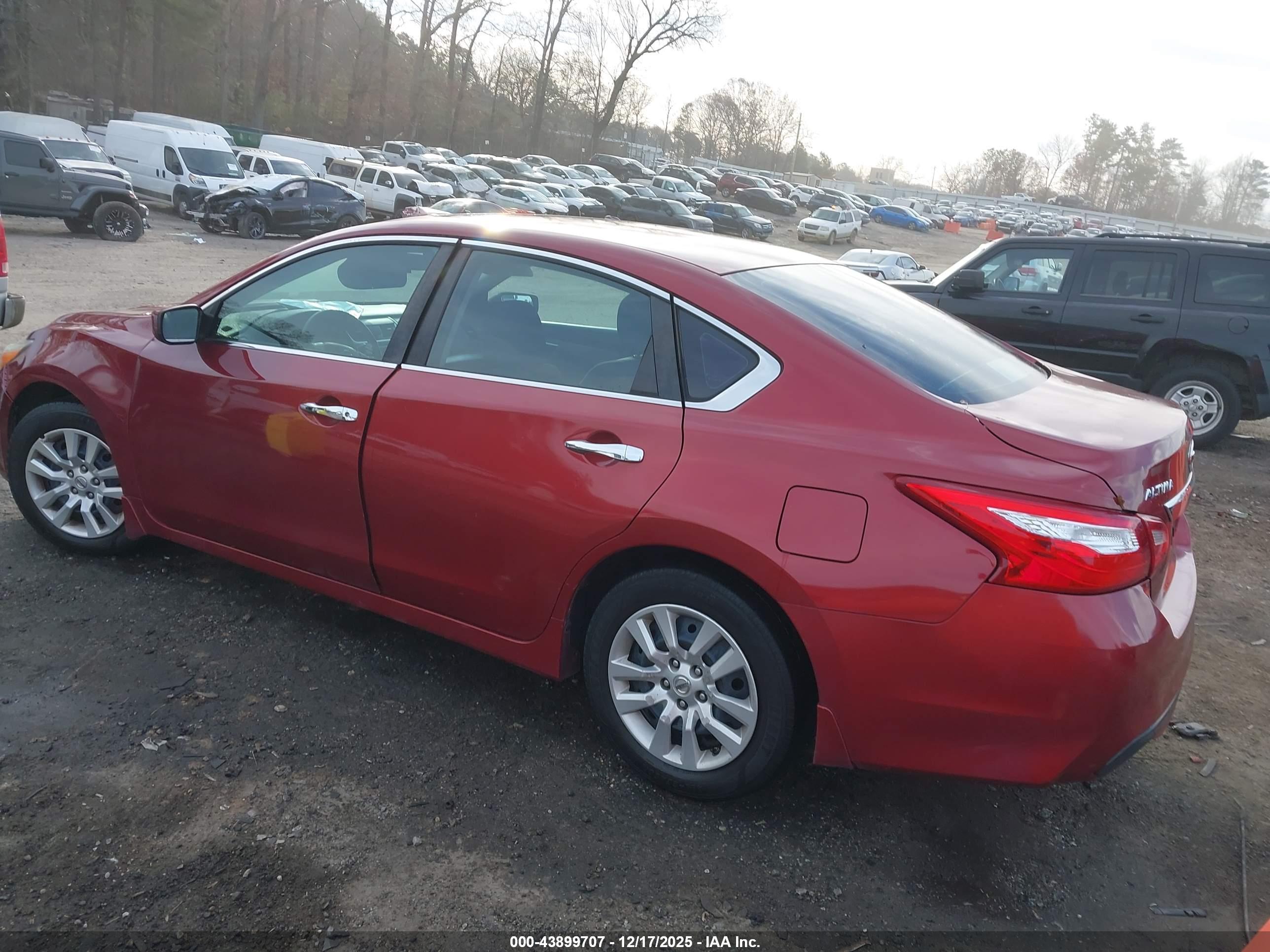 NISSAN ALTIMA image 3