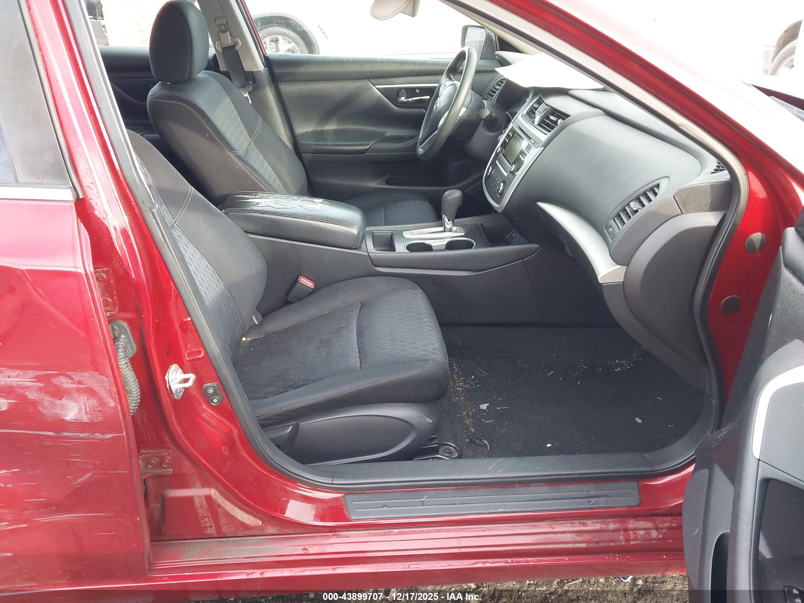 NISSAN ALTIMA image 5