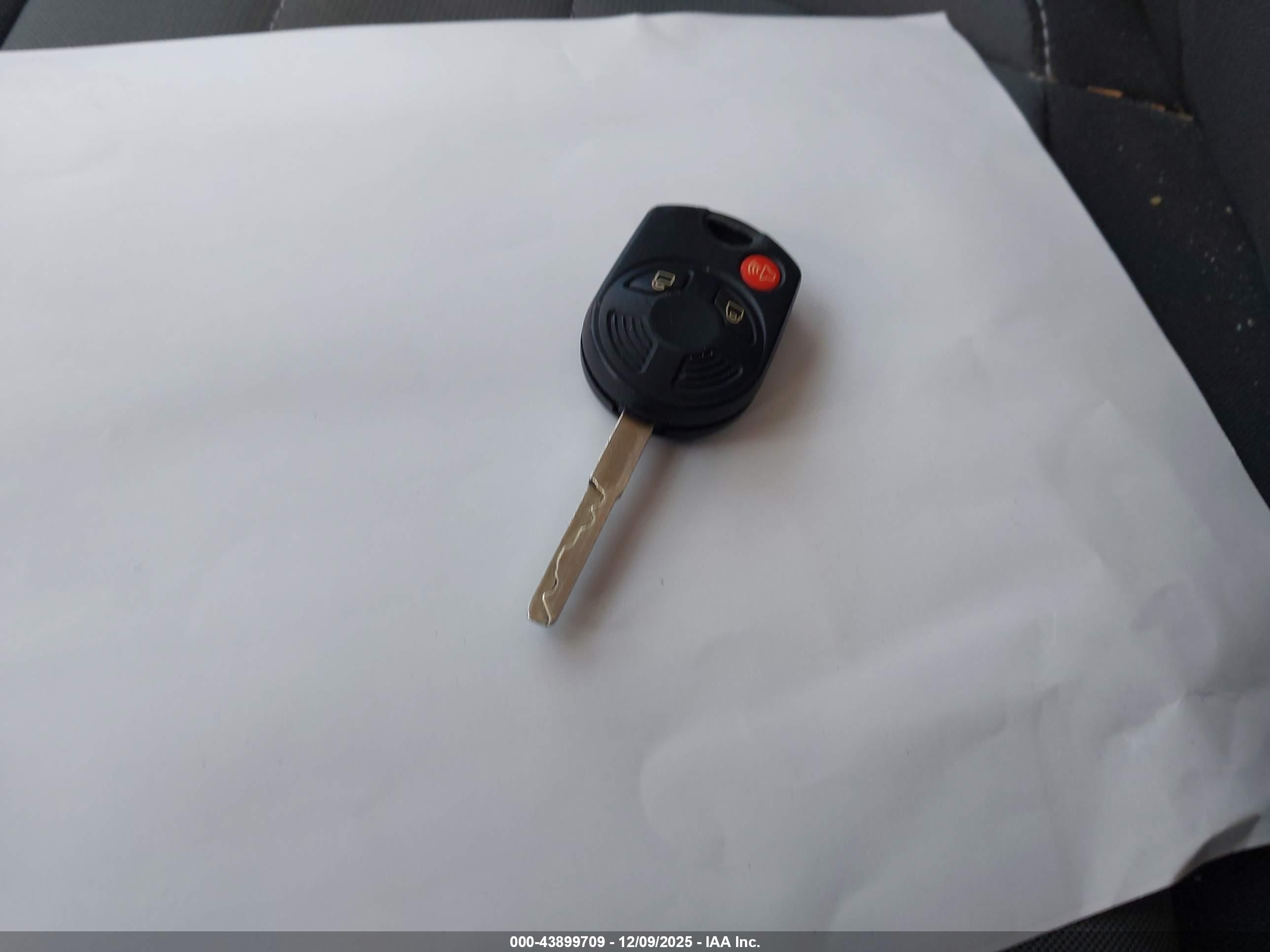 FORD ESCAPE image 11