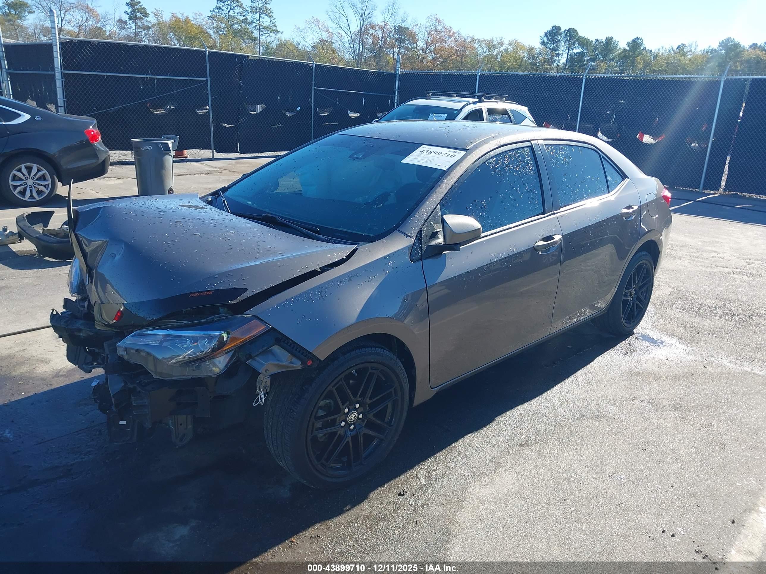 TOYOTA COROLLA image 2