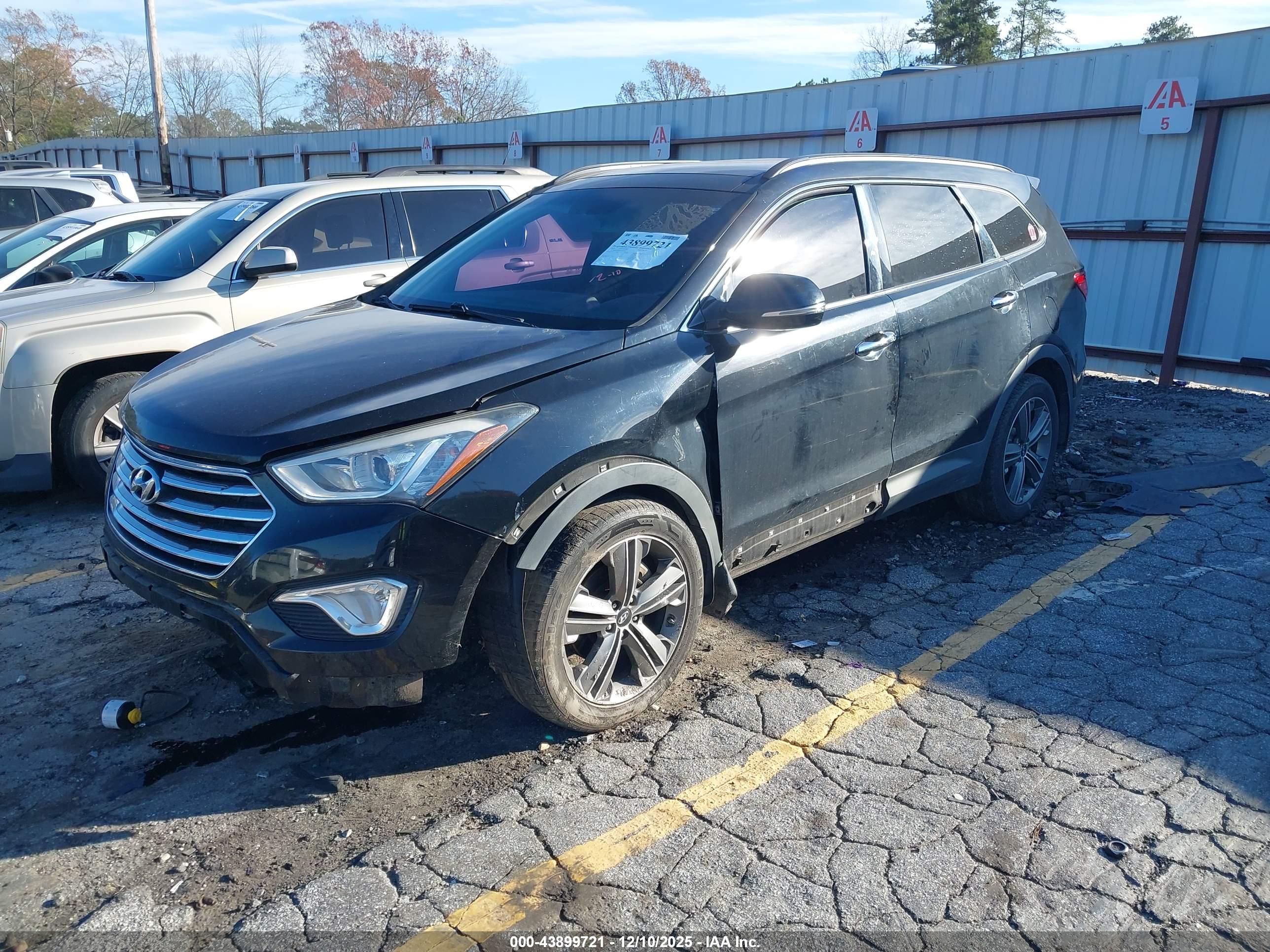 HYUNDAI SANTA image 2