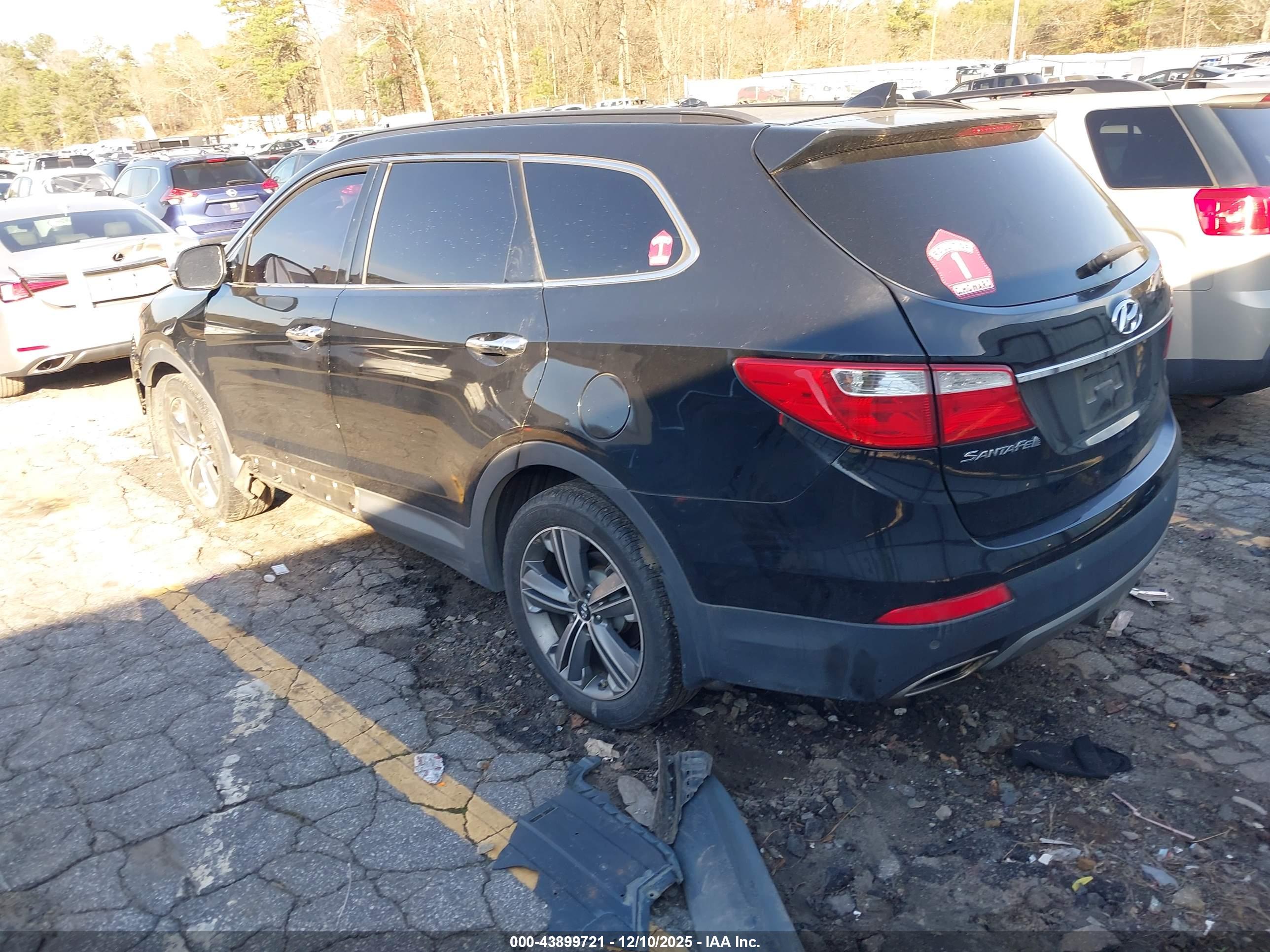 HYUNDAI SANTA image 3