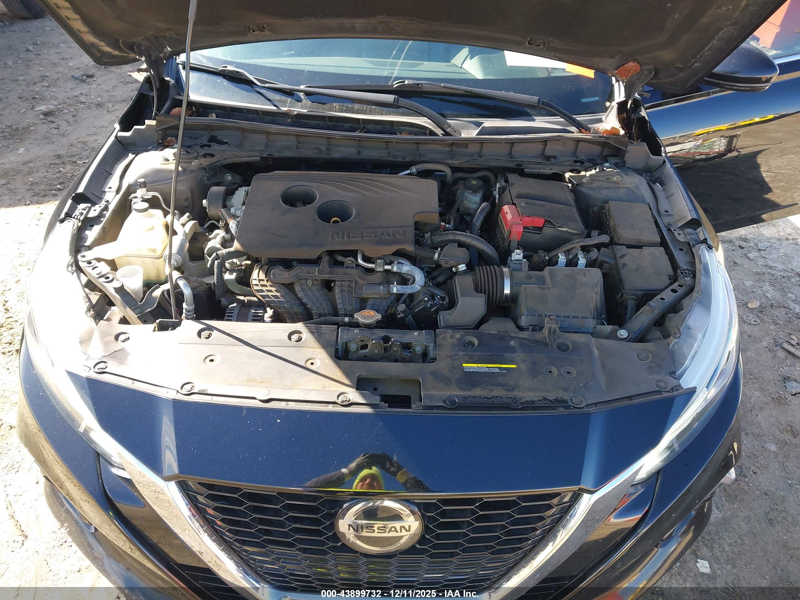 NISSAN ALTIMA image 10