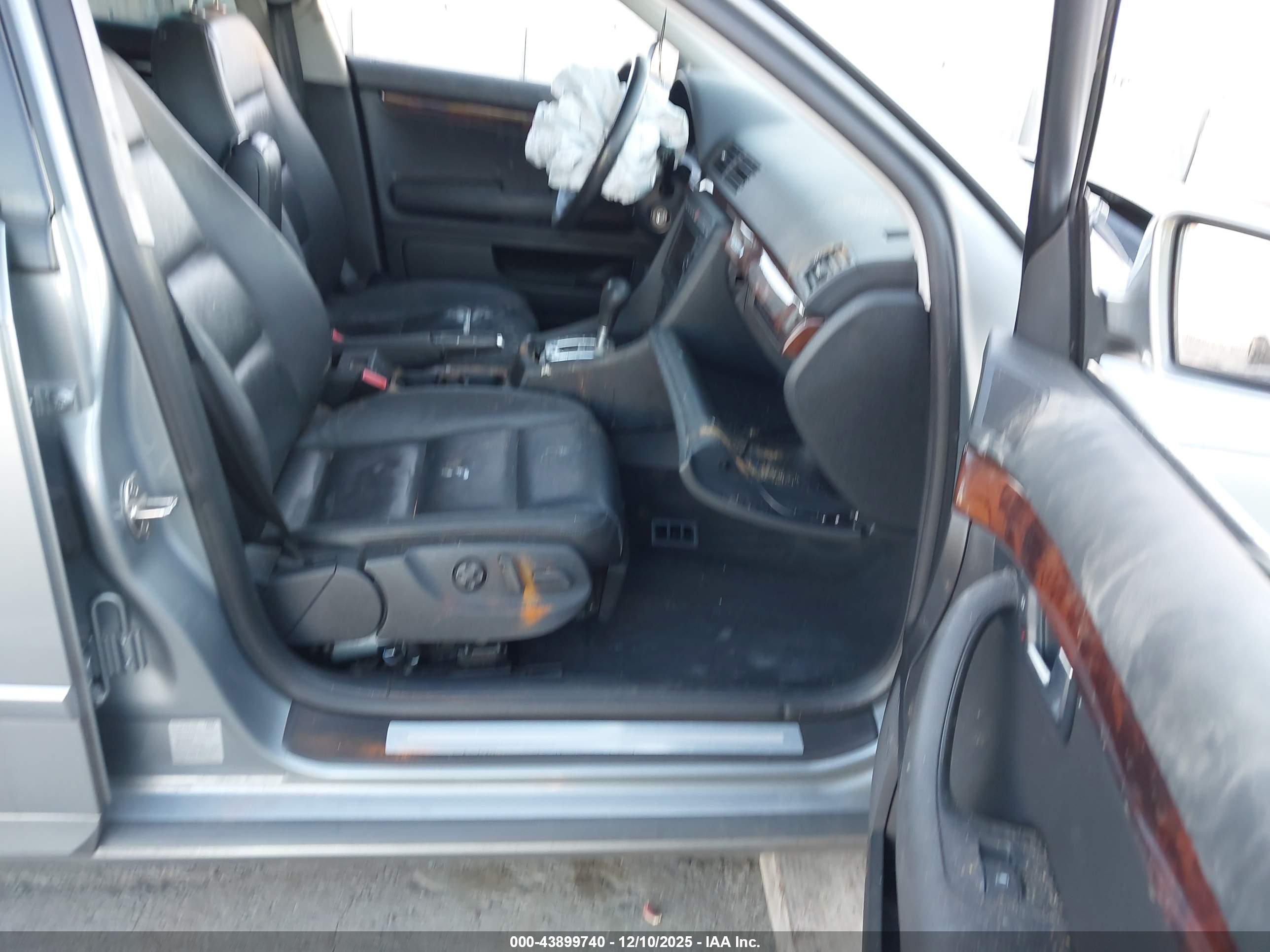 AUDI A4 image 5