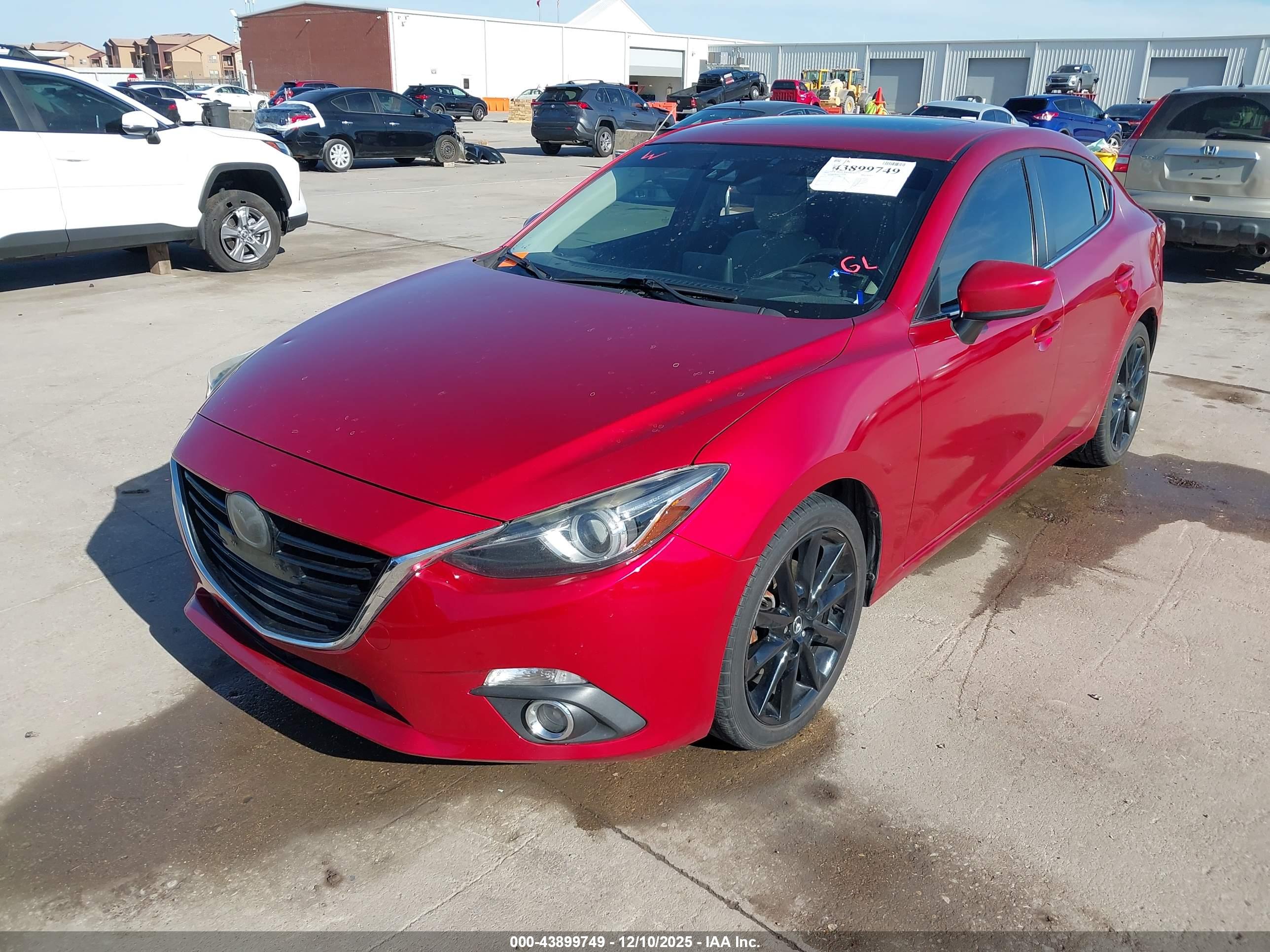 MAZDA MAZDA3 image 2