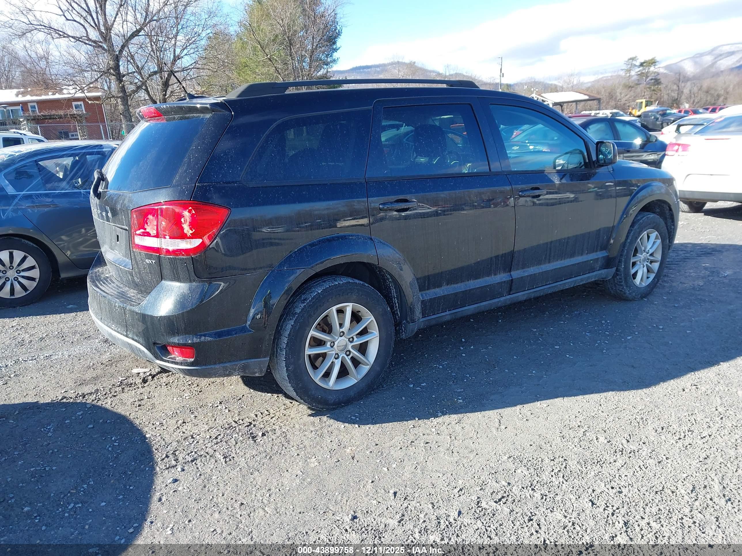 DODGE JOURNEY image 4
