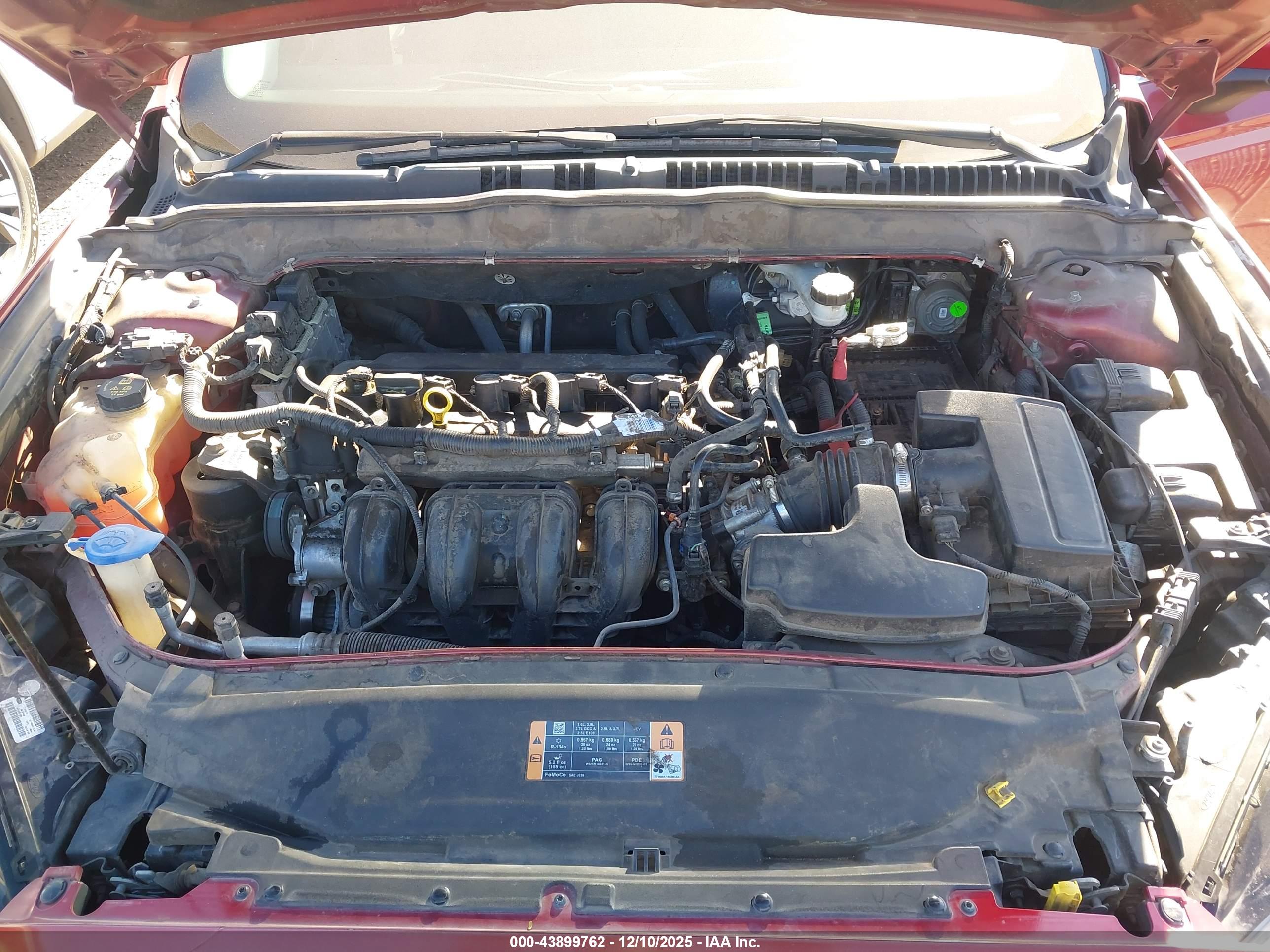 FORD FUSION image 10