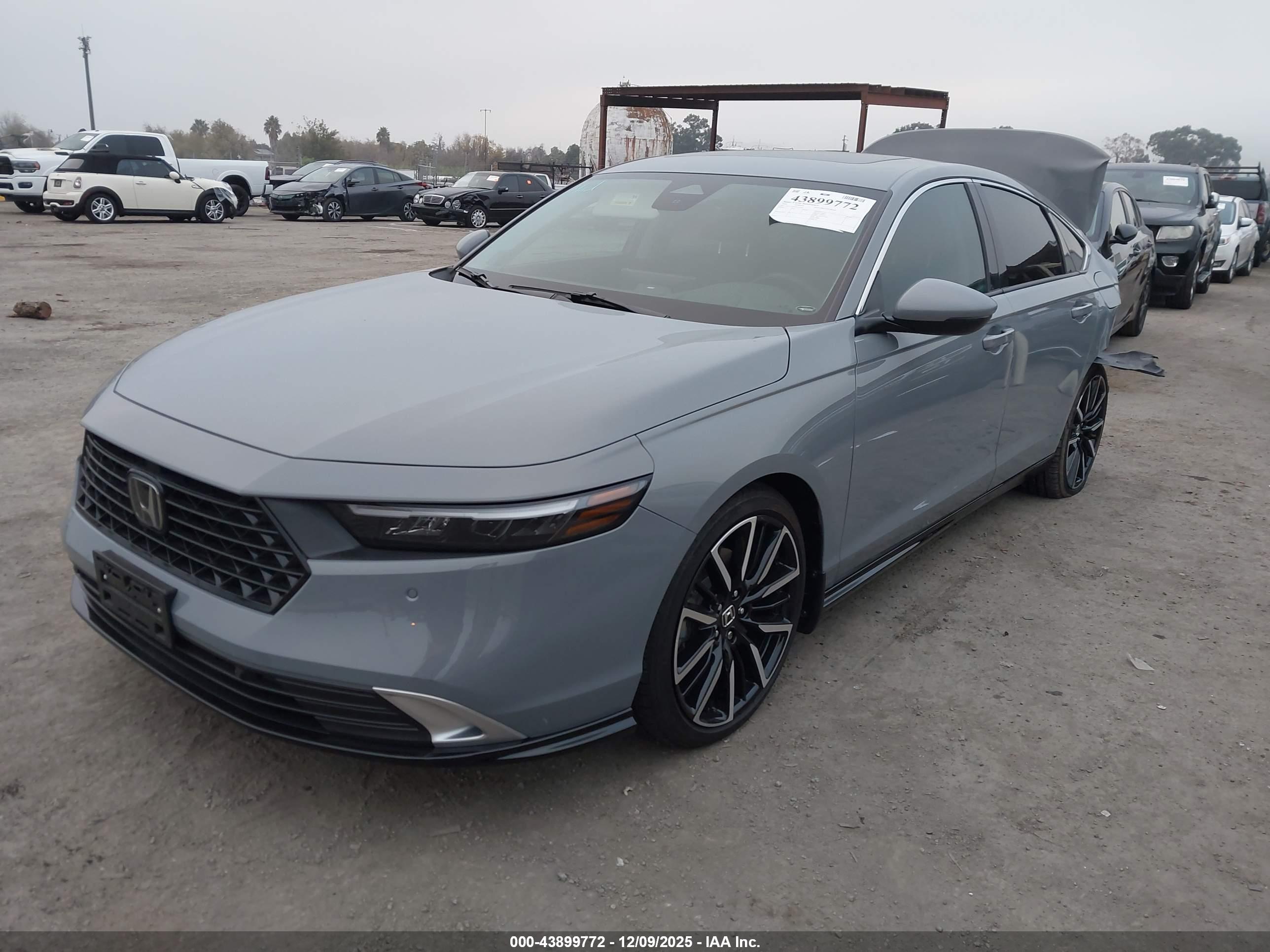HONDA ACCORD image 2