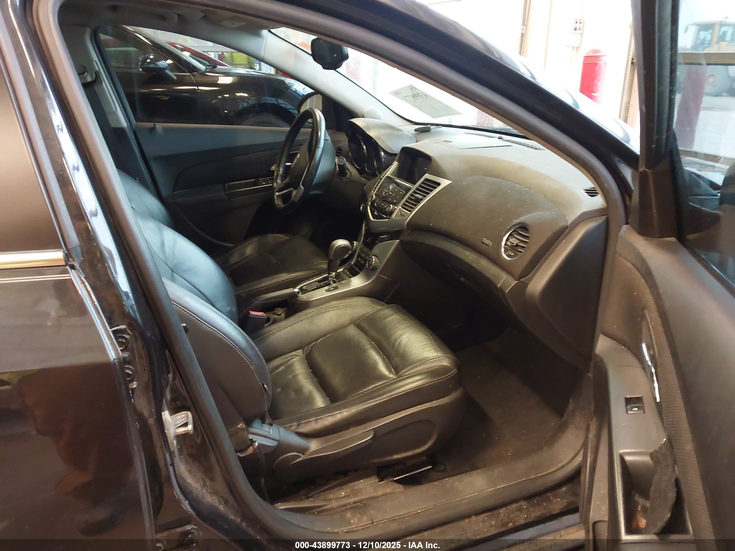 CHEVROLET CRUZE image 5