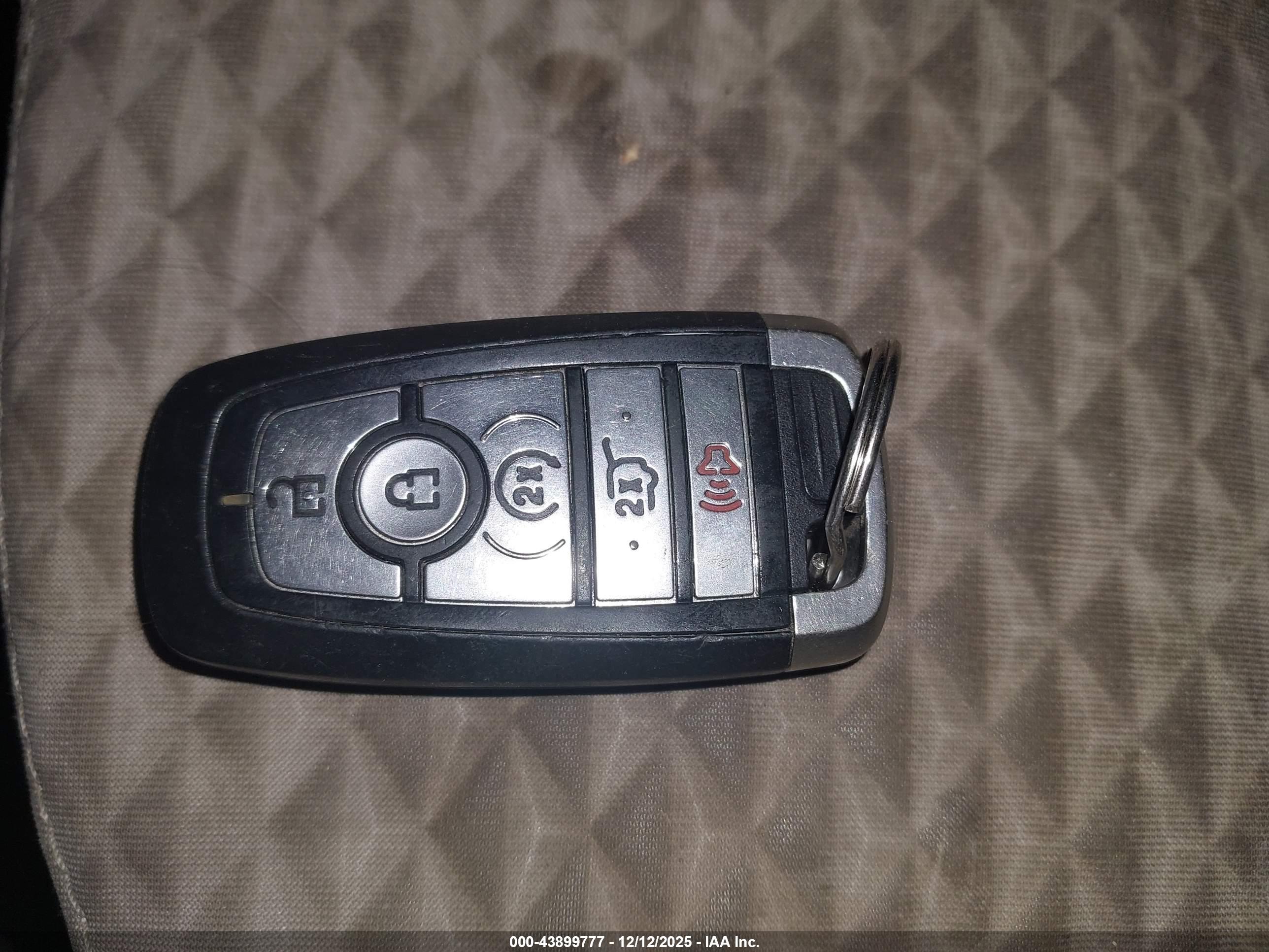 FORD ESCAPE image 11