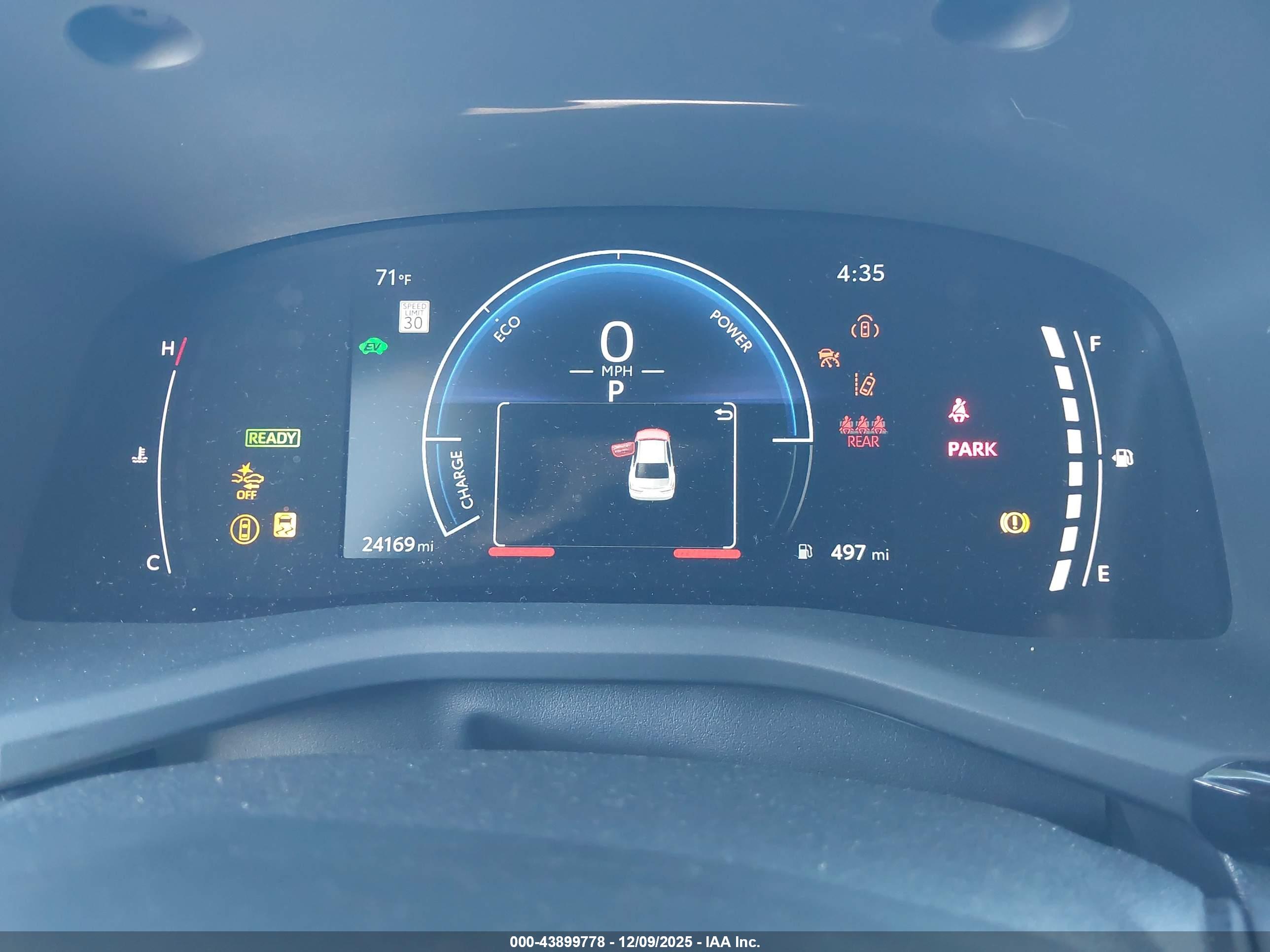 TOYOTA CAMRY image 7