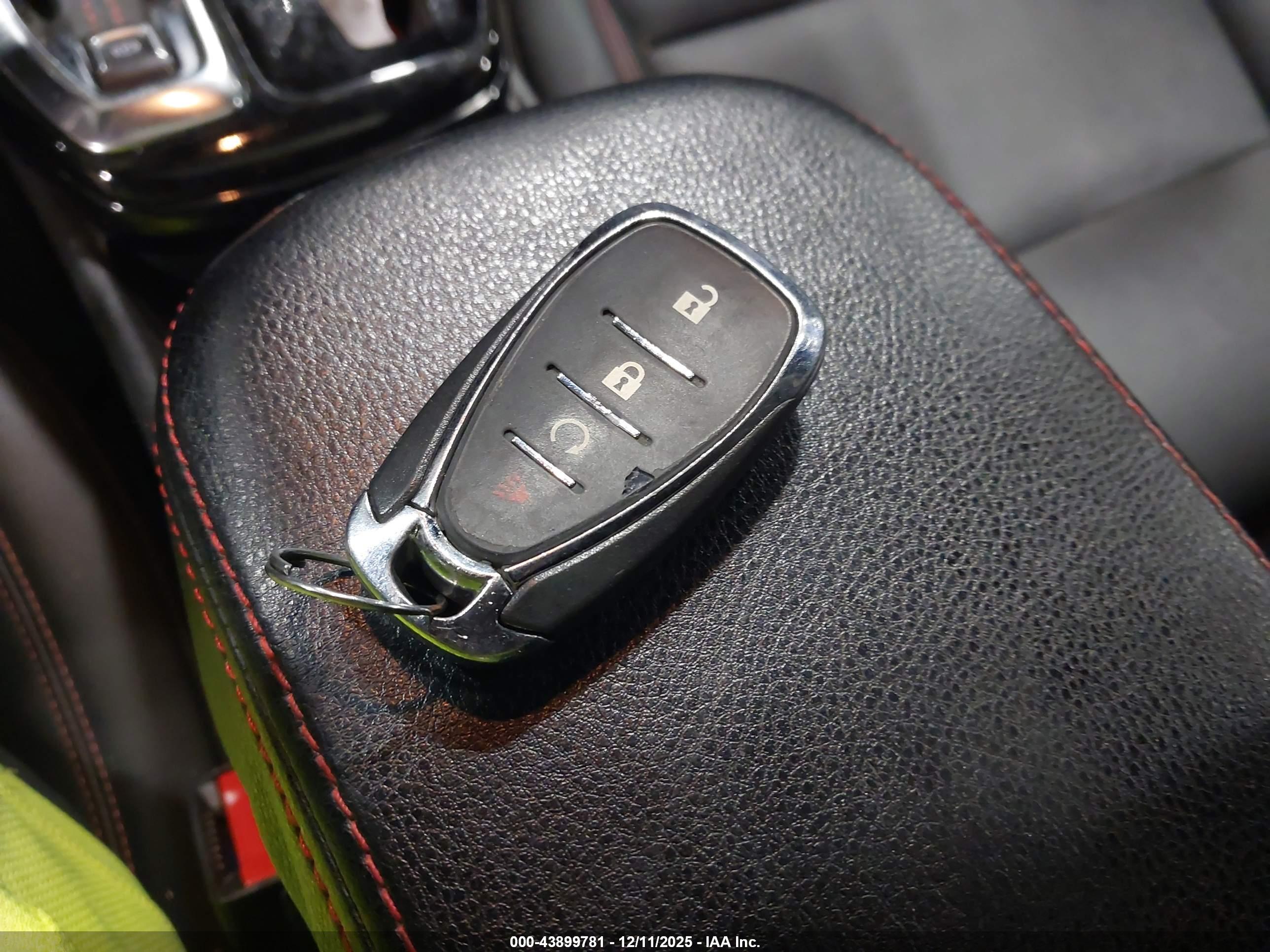 CHEVROLET TRAX image 11