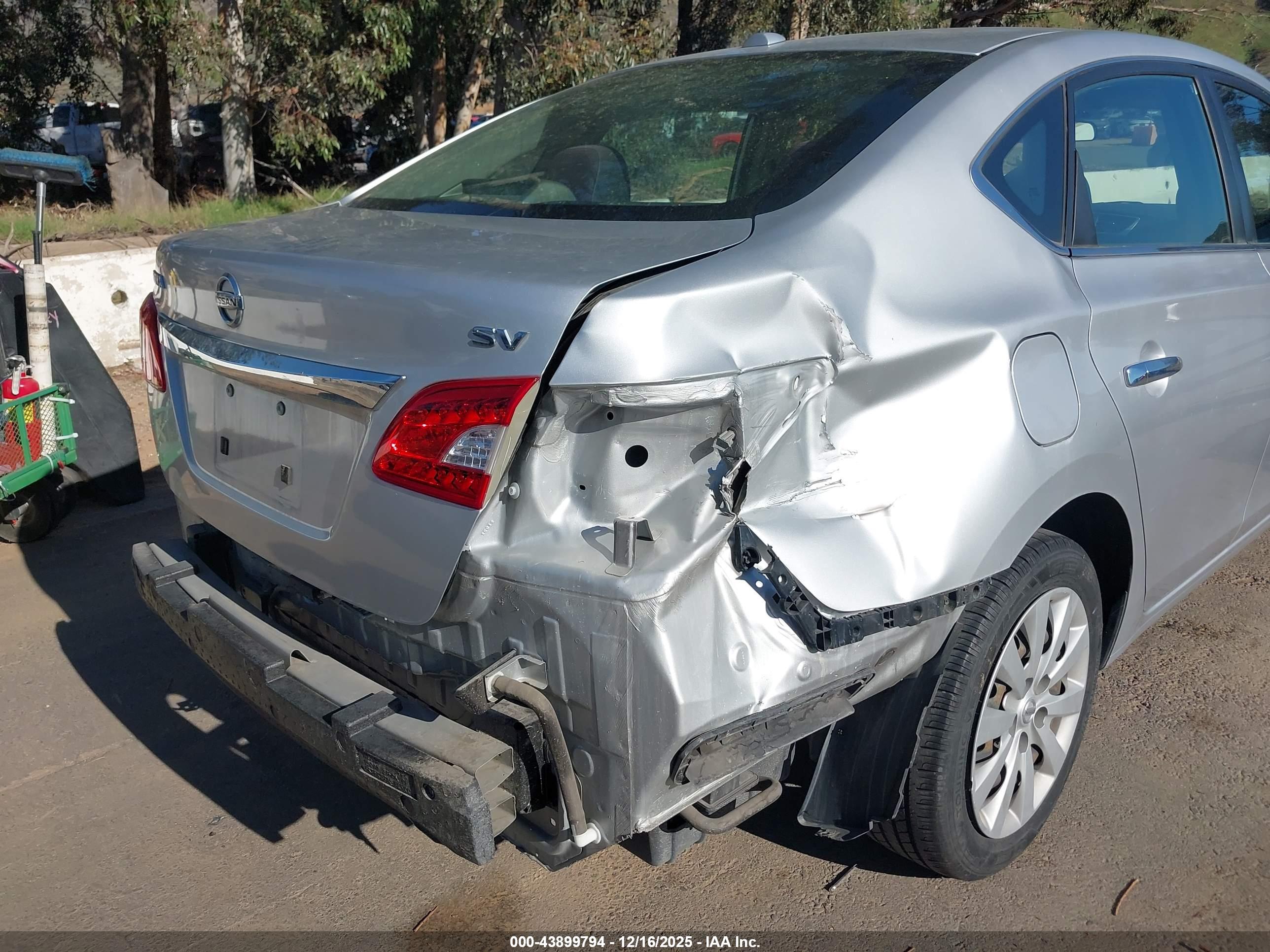NISSAN SENTRA image 6