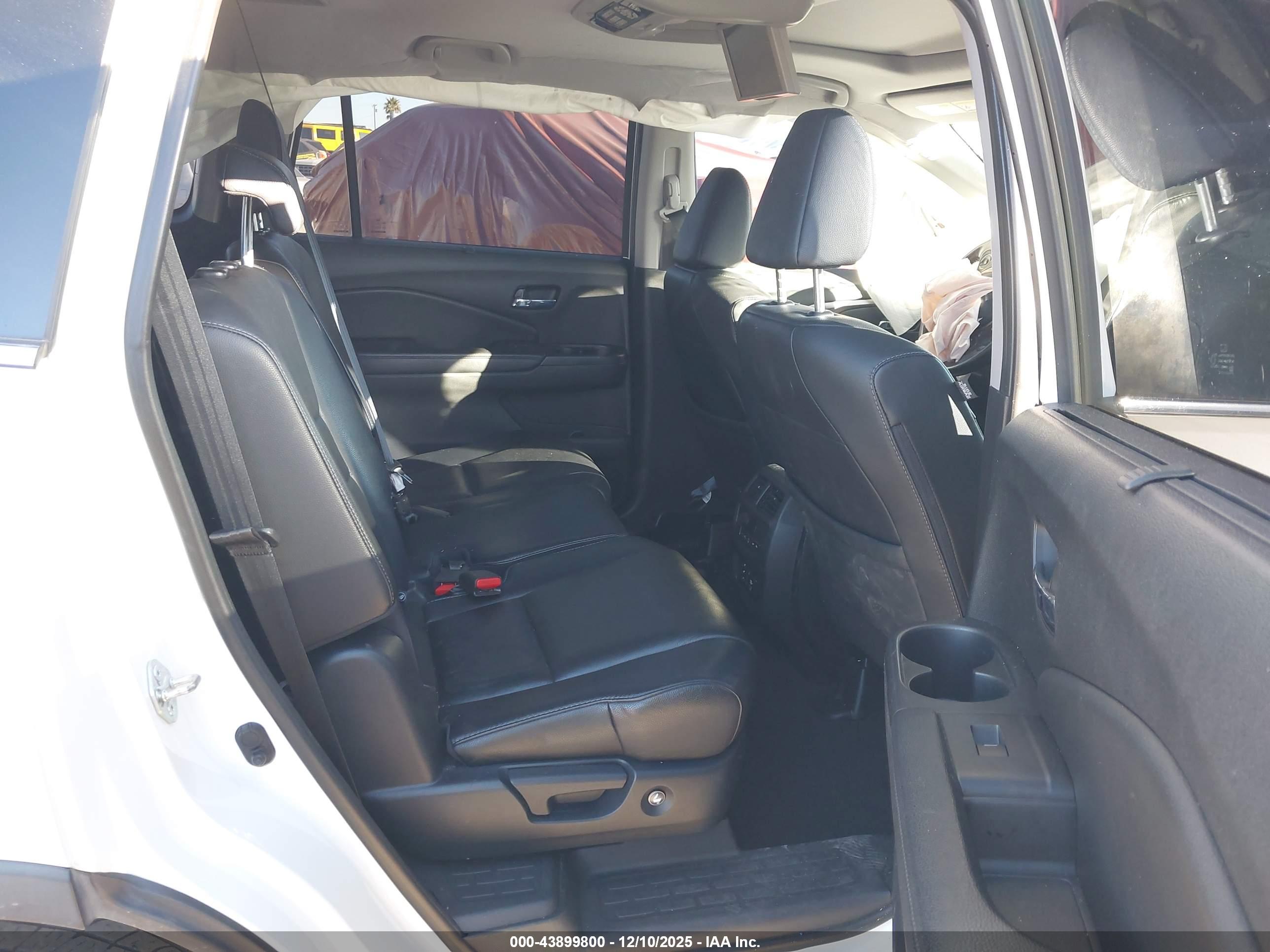 HONDA PILOT image 8