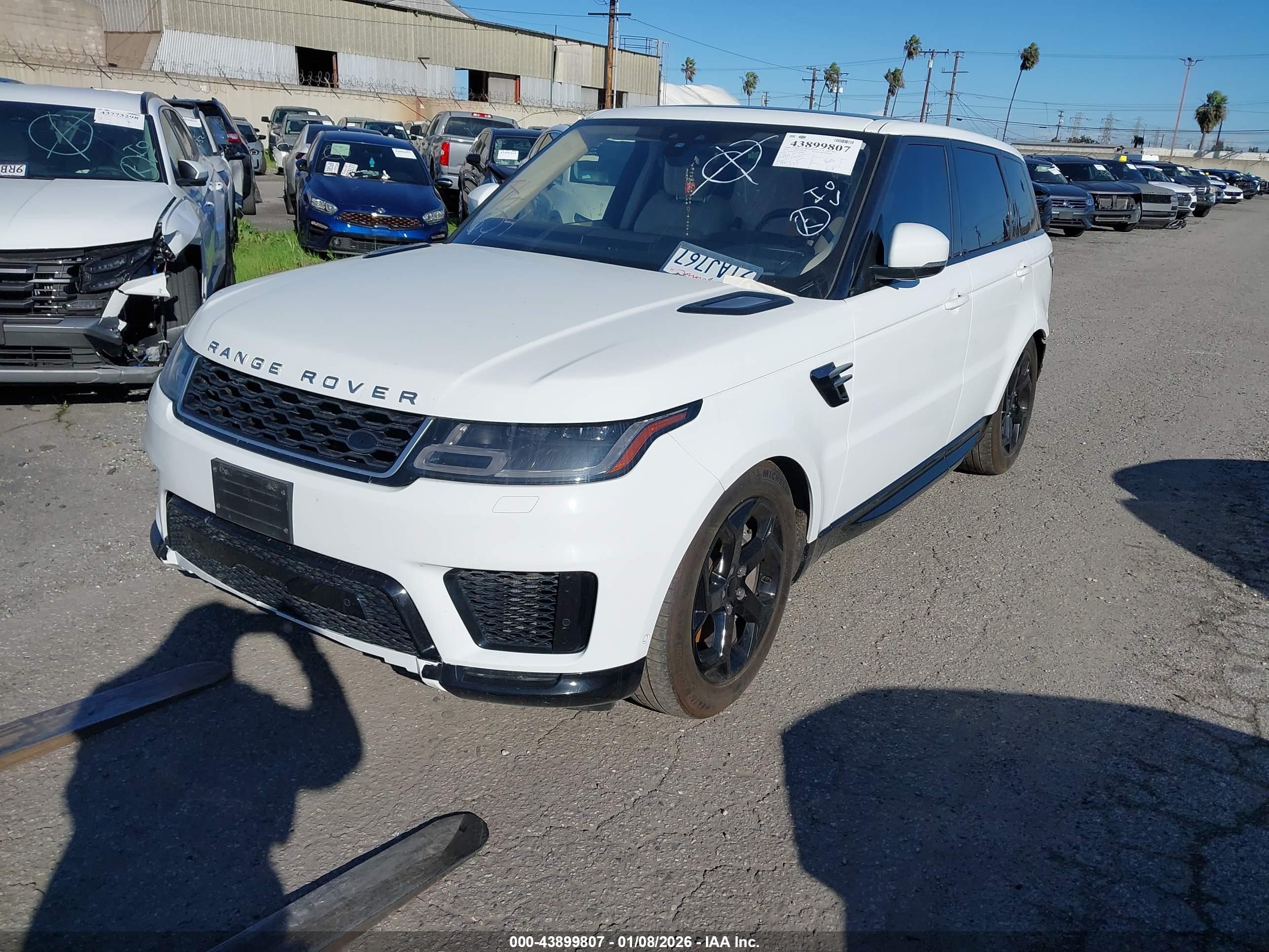 LAND ROVER image 2