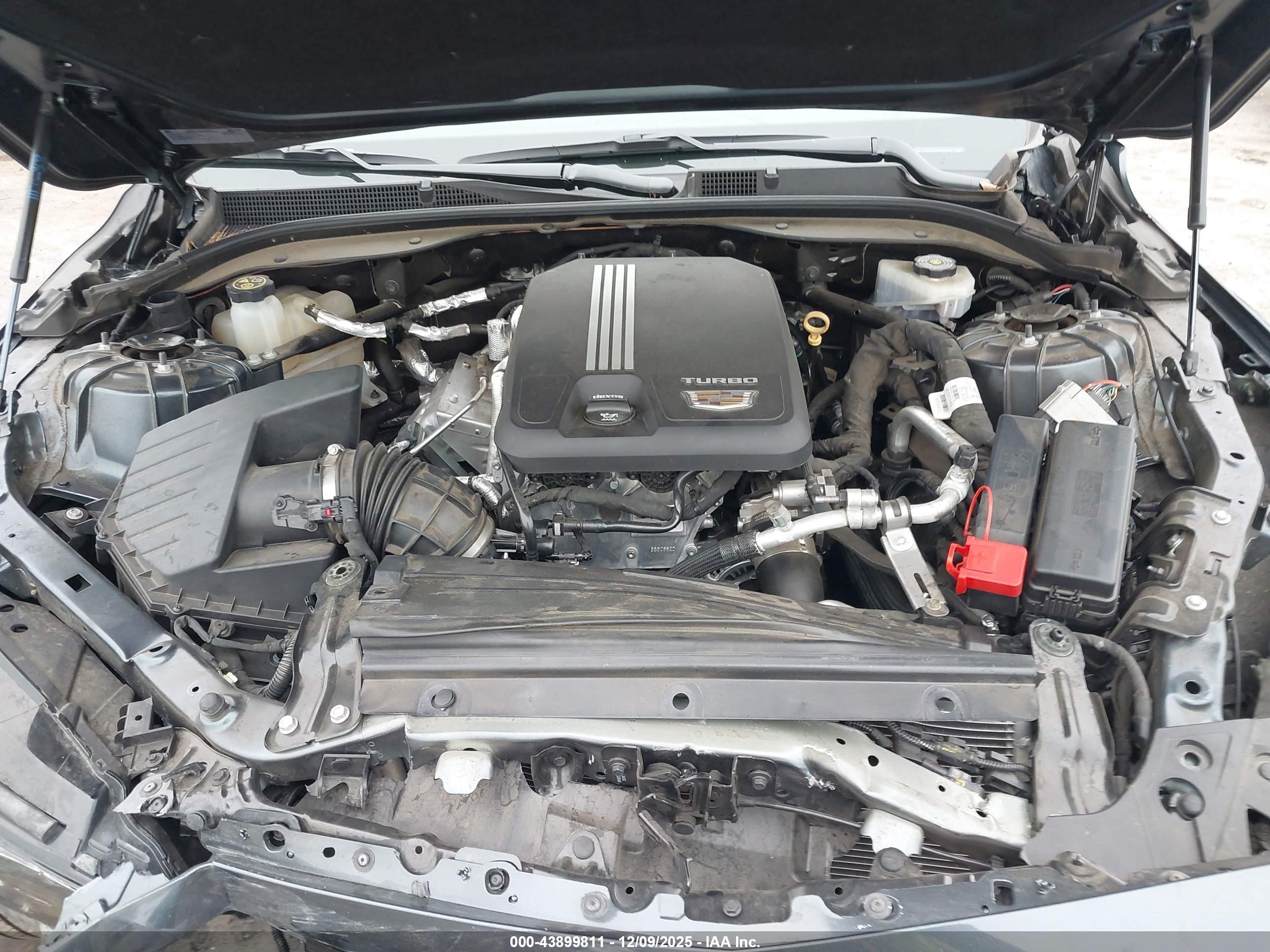 CADILLAC CT5 image 10
