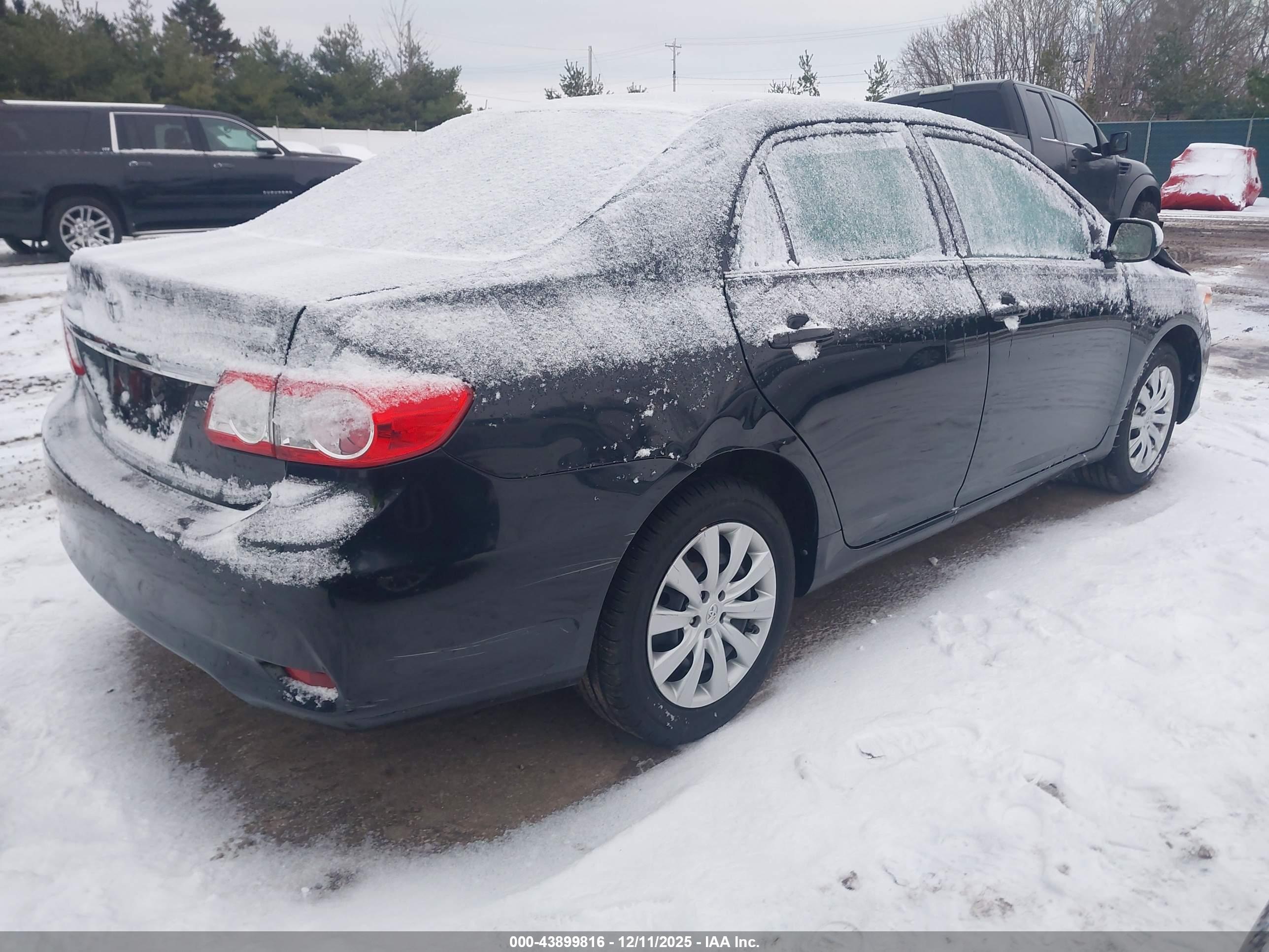 TOYOTA COROLLA image 4
