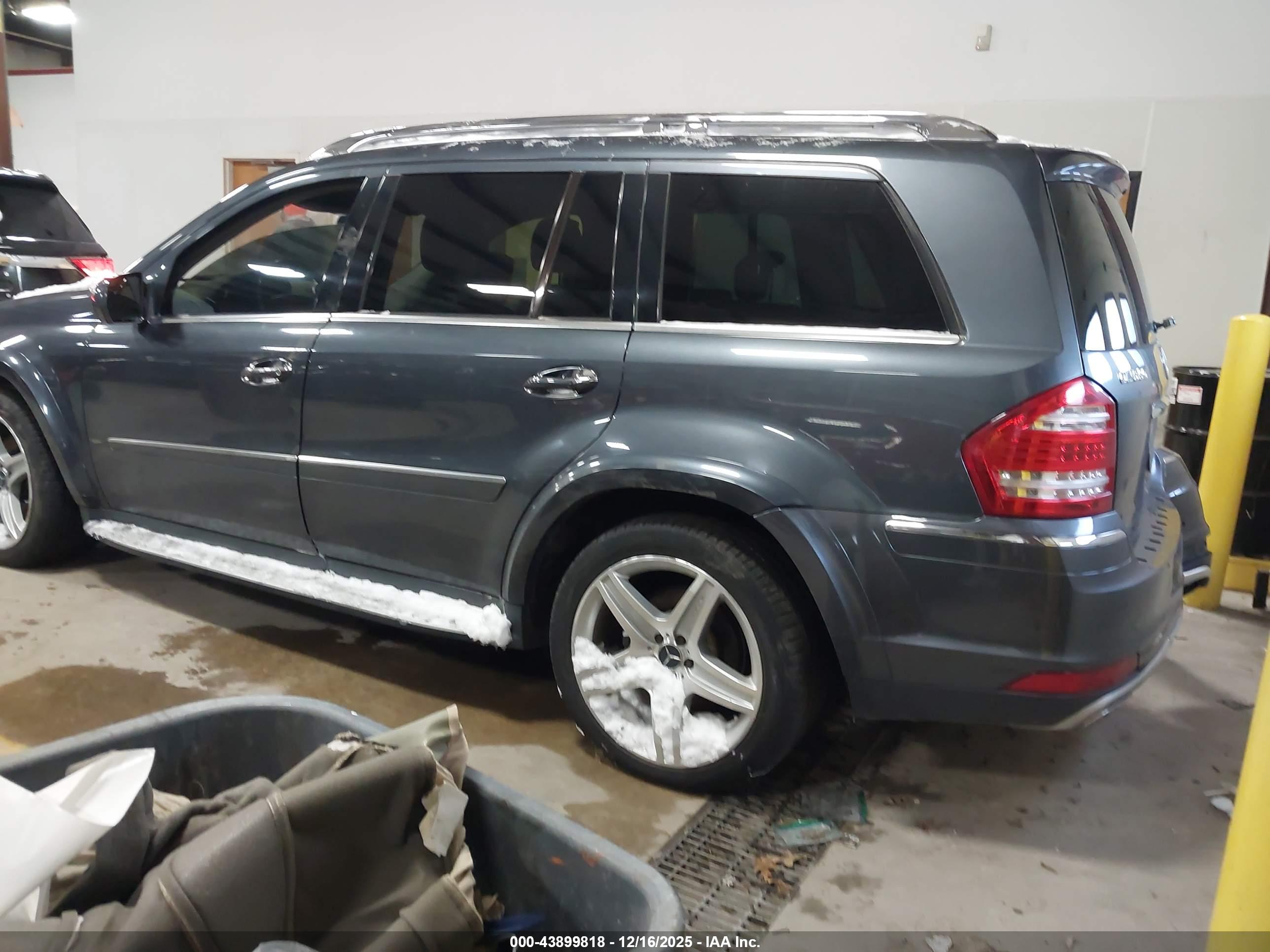 MERCEDES-BENZ GL image 3