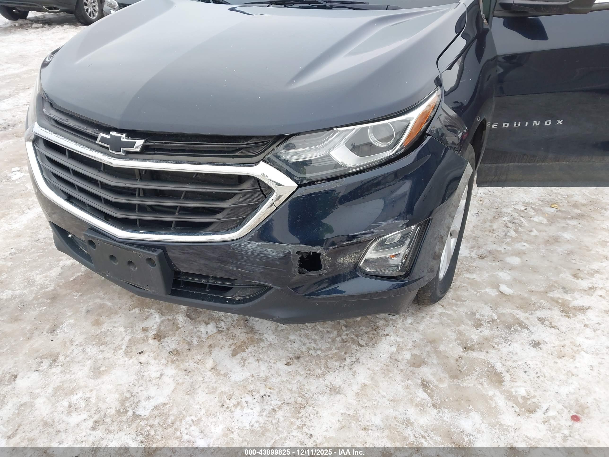 CHEVROLET EQUINOX image 6