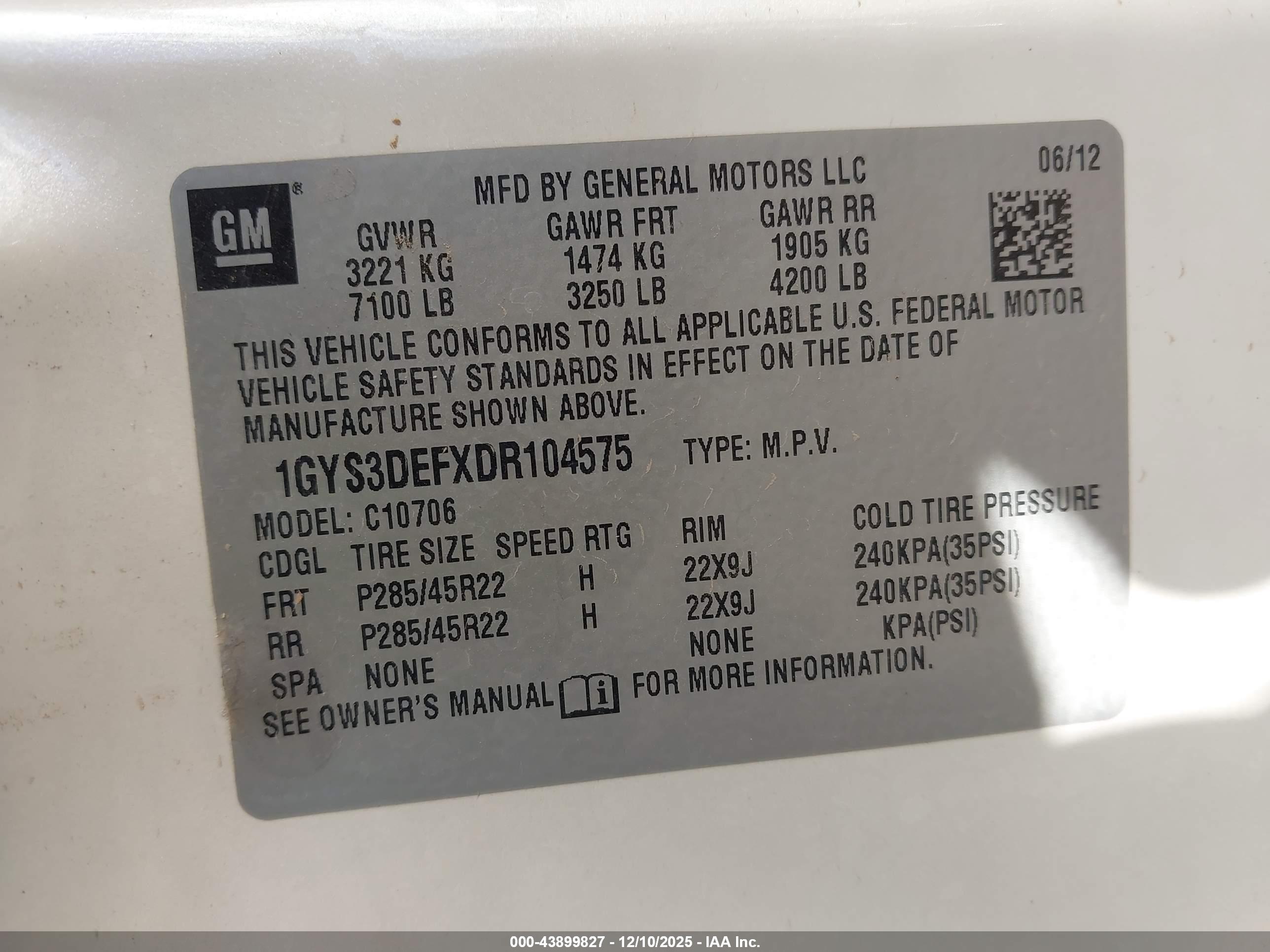 CADILLAC ESCALADE image 9