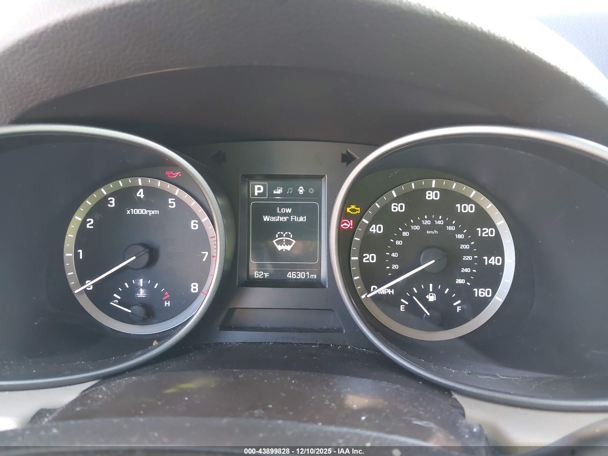 HYUNDAI SANTA image 7
