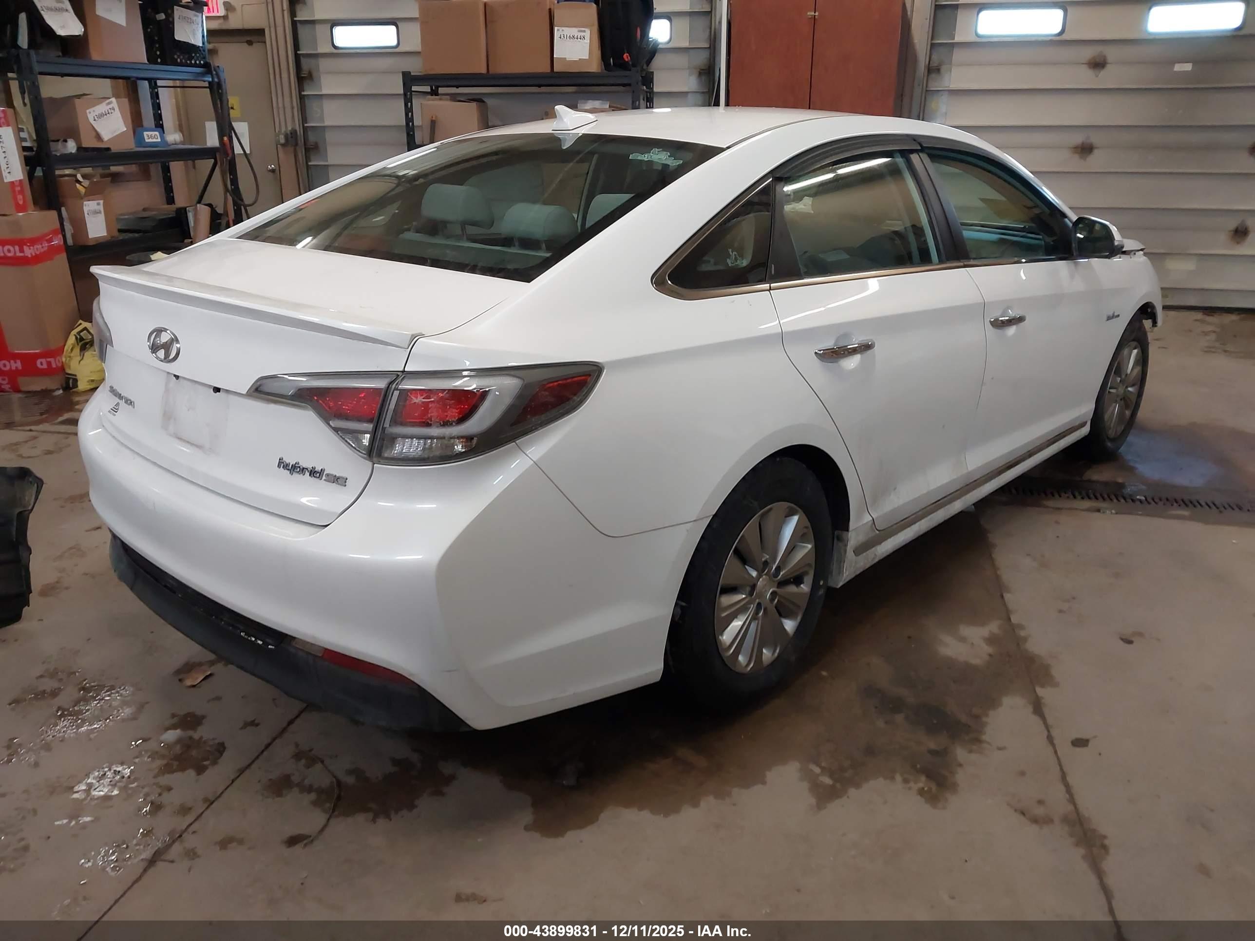 HYUNDAI SONATA image 4