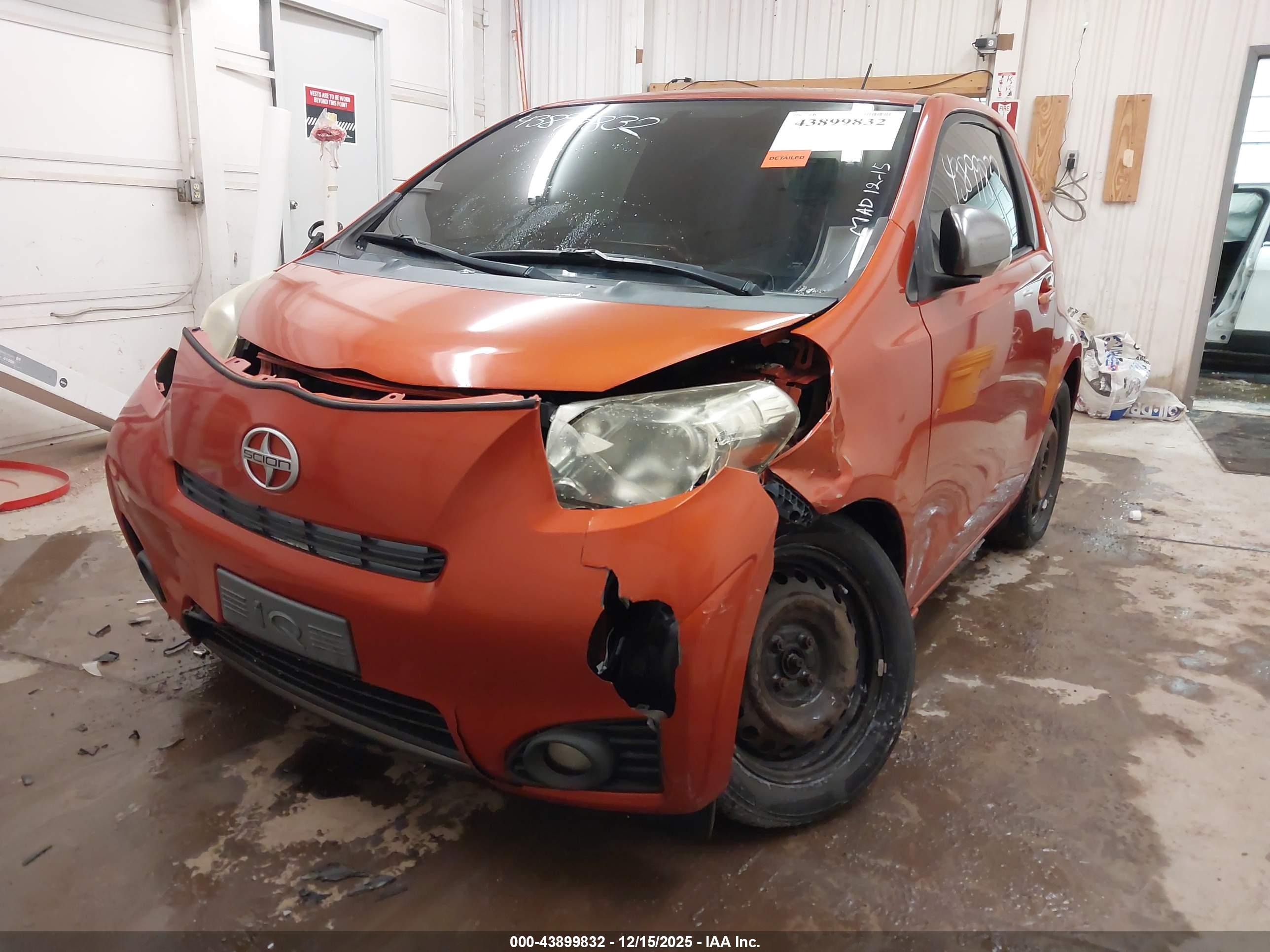SCION IQ image 6
