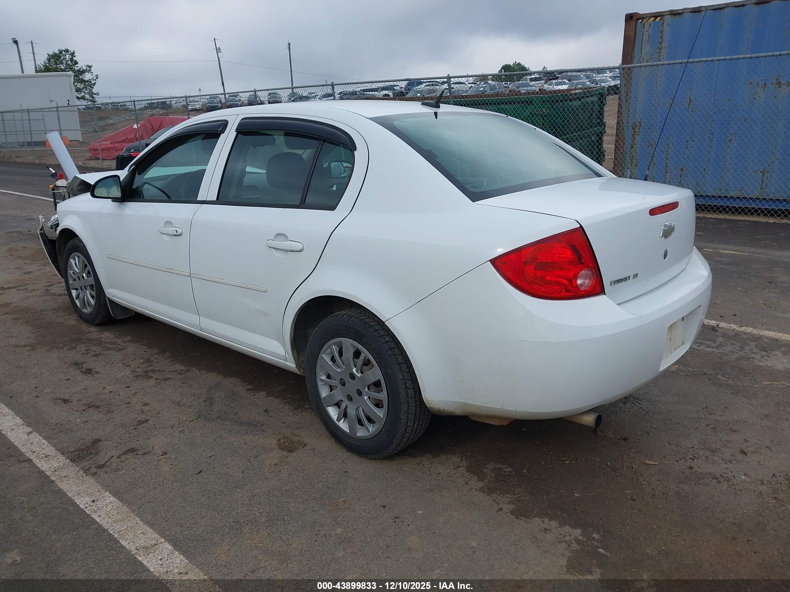CHEVROLET COBALT image 3