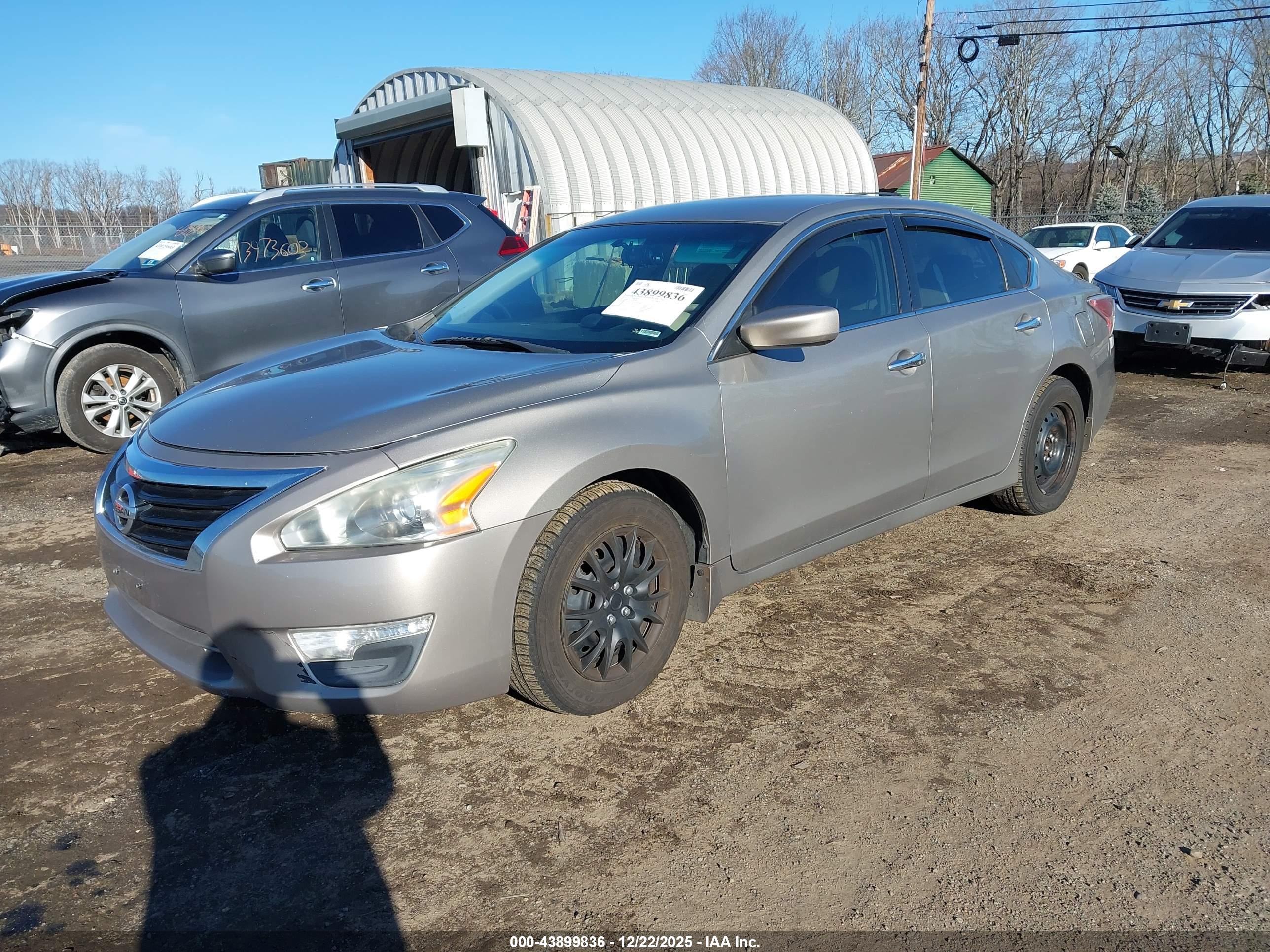 NISSAN ALTIMA image 2