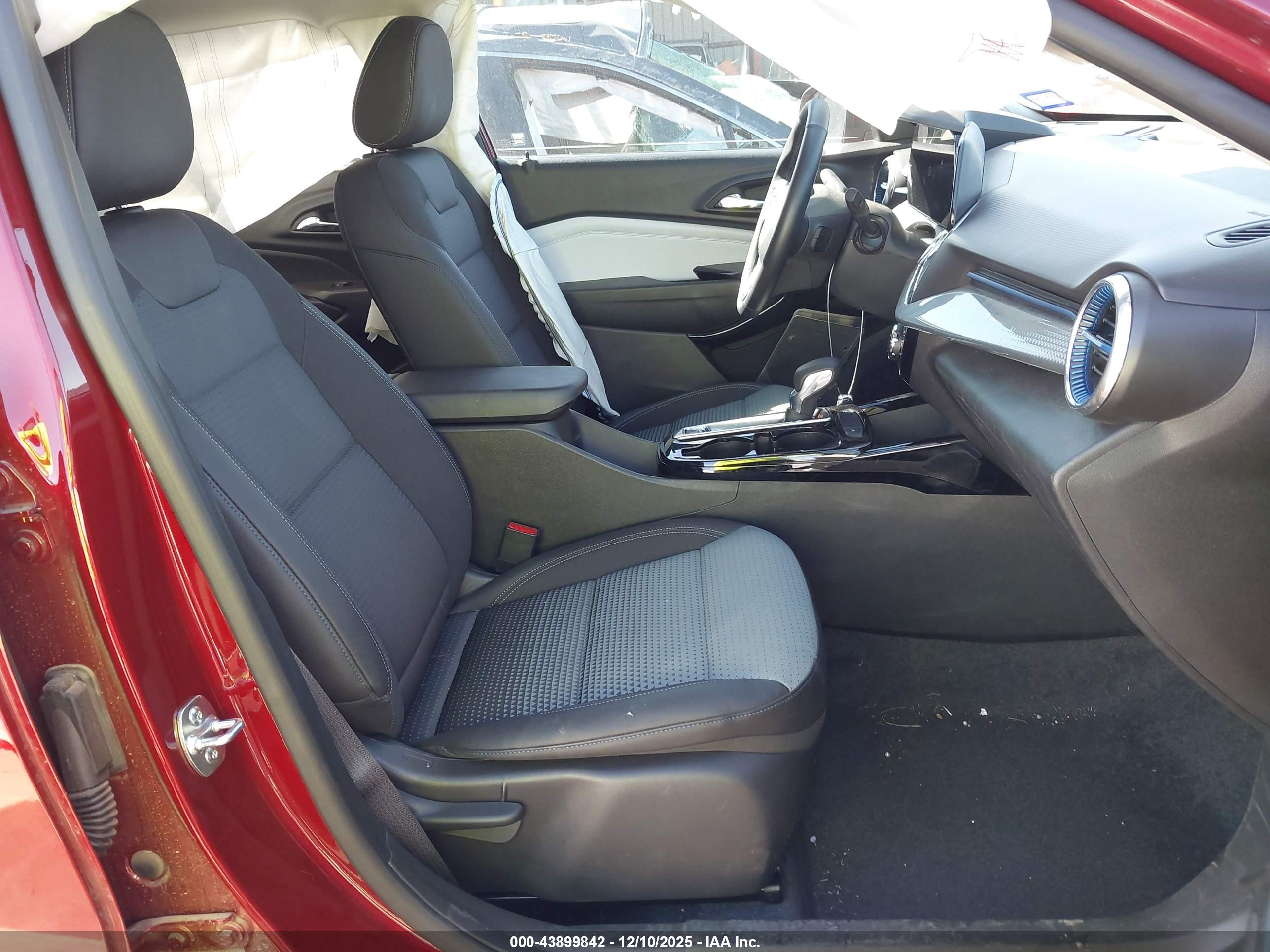 CHEVROLET TRAX image 5