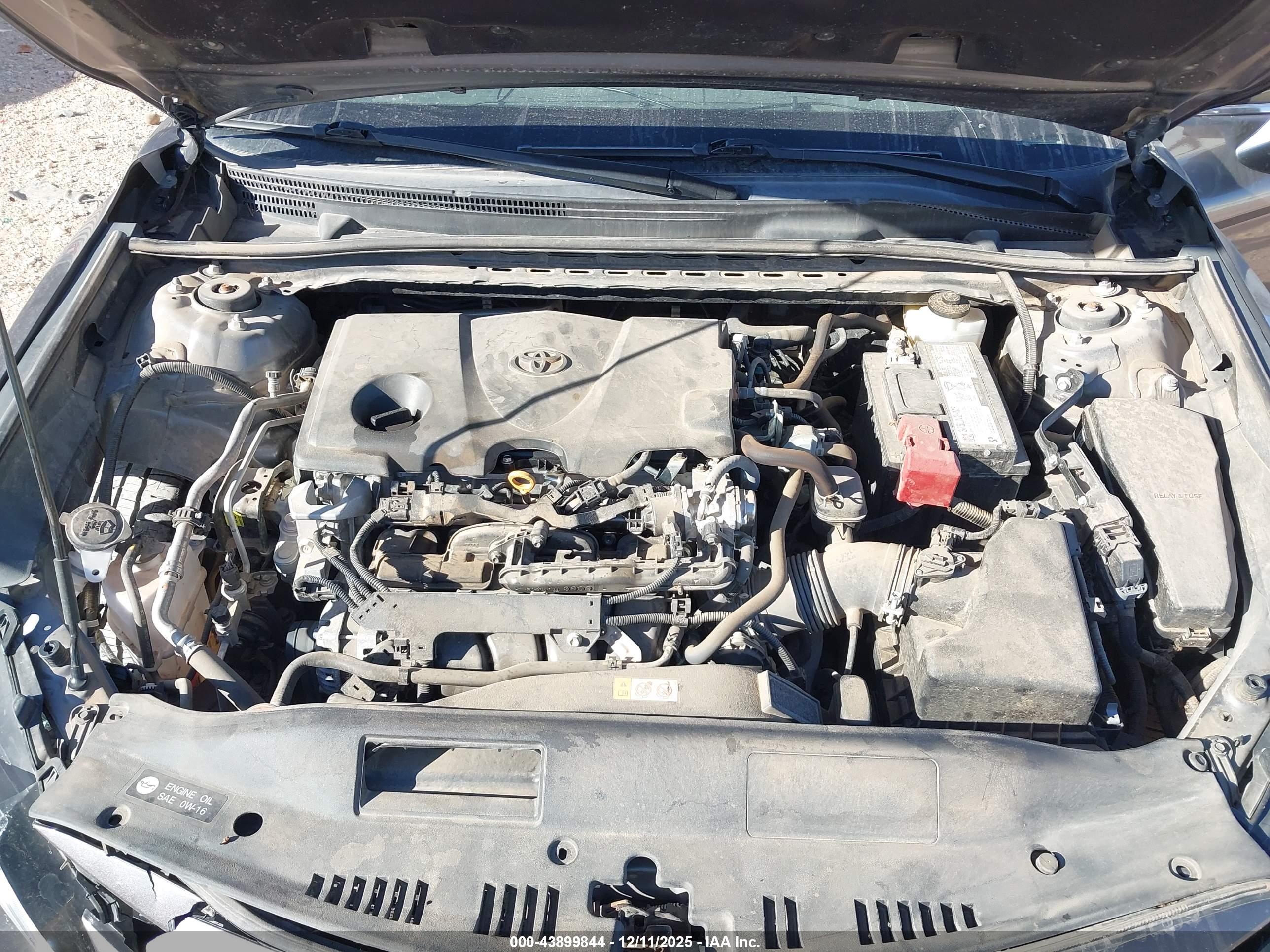 TOYOTA CAMRY image 10