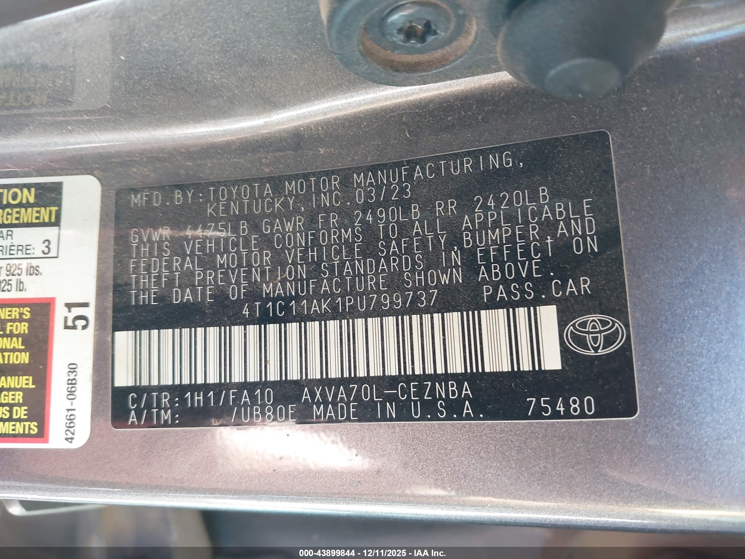TOYOTA CAMRY image 9