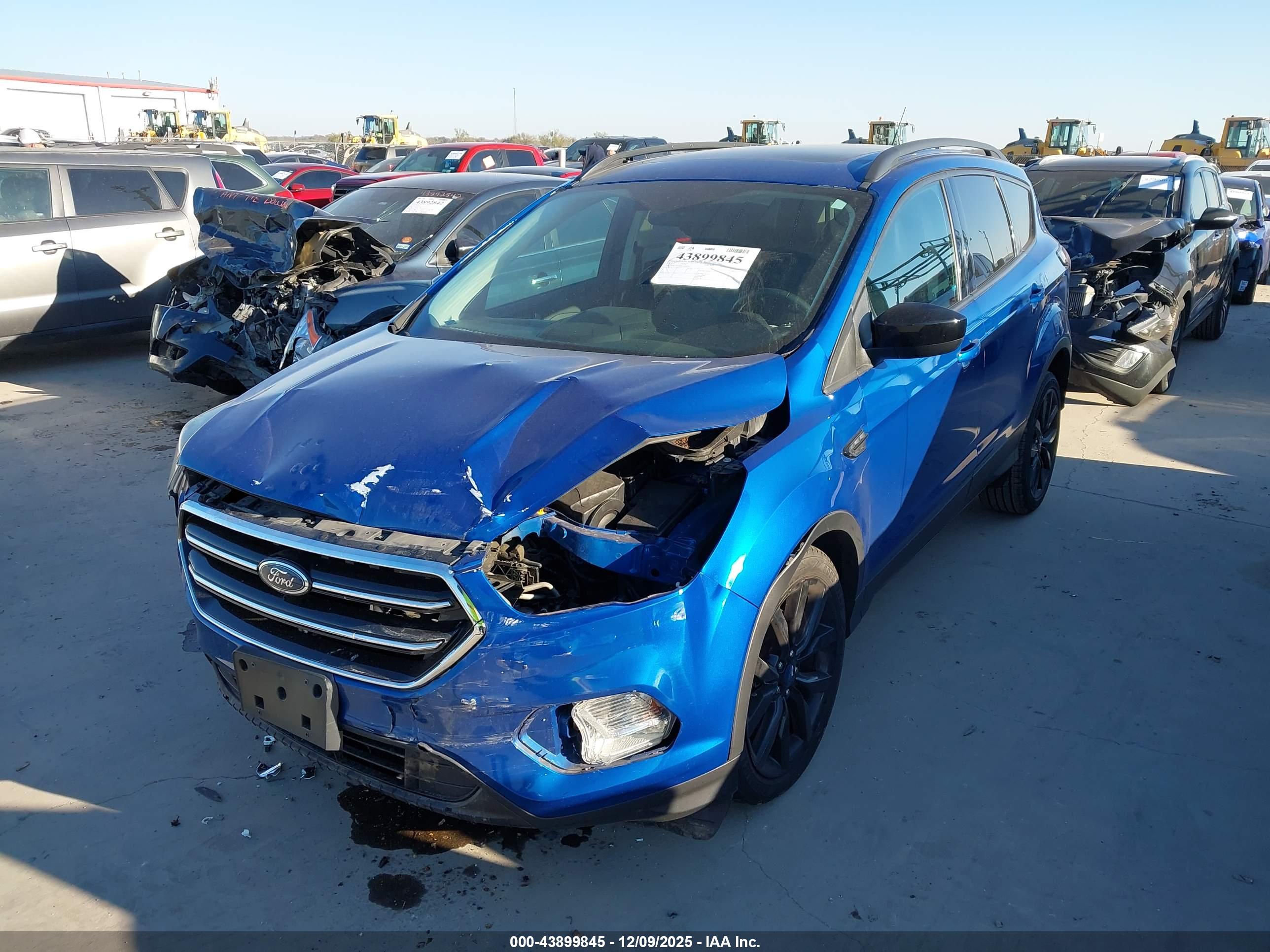 FORD ESCAPE image 2