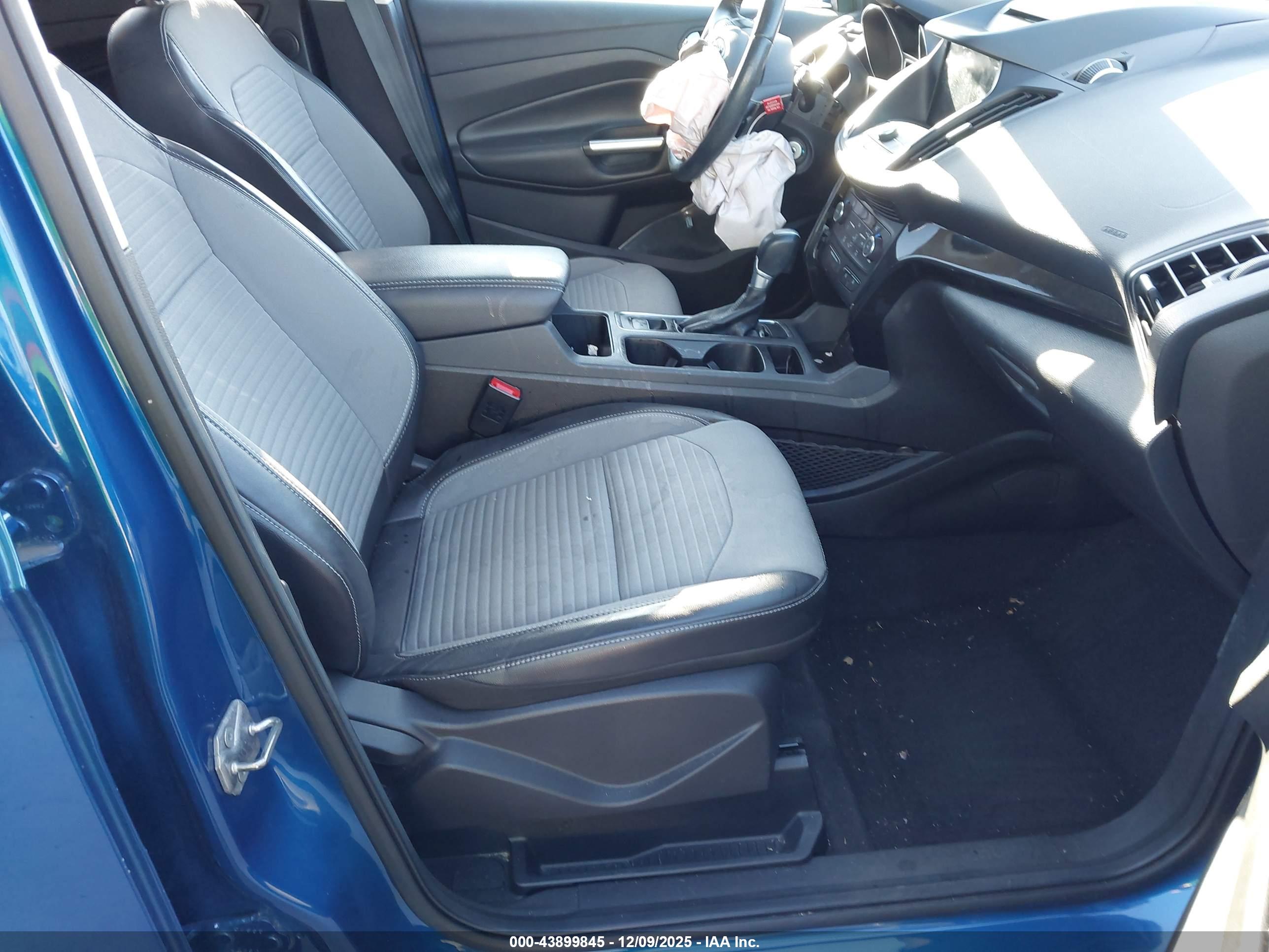 FORD ESCAPE image 5