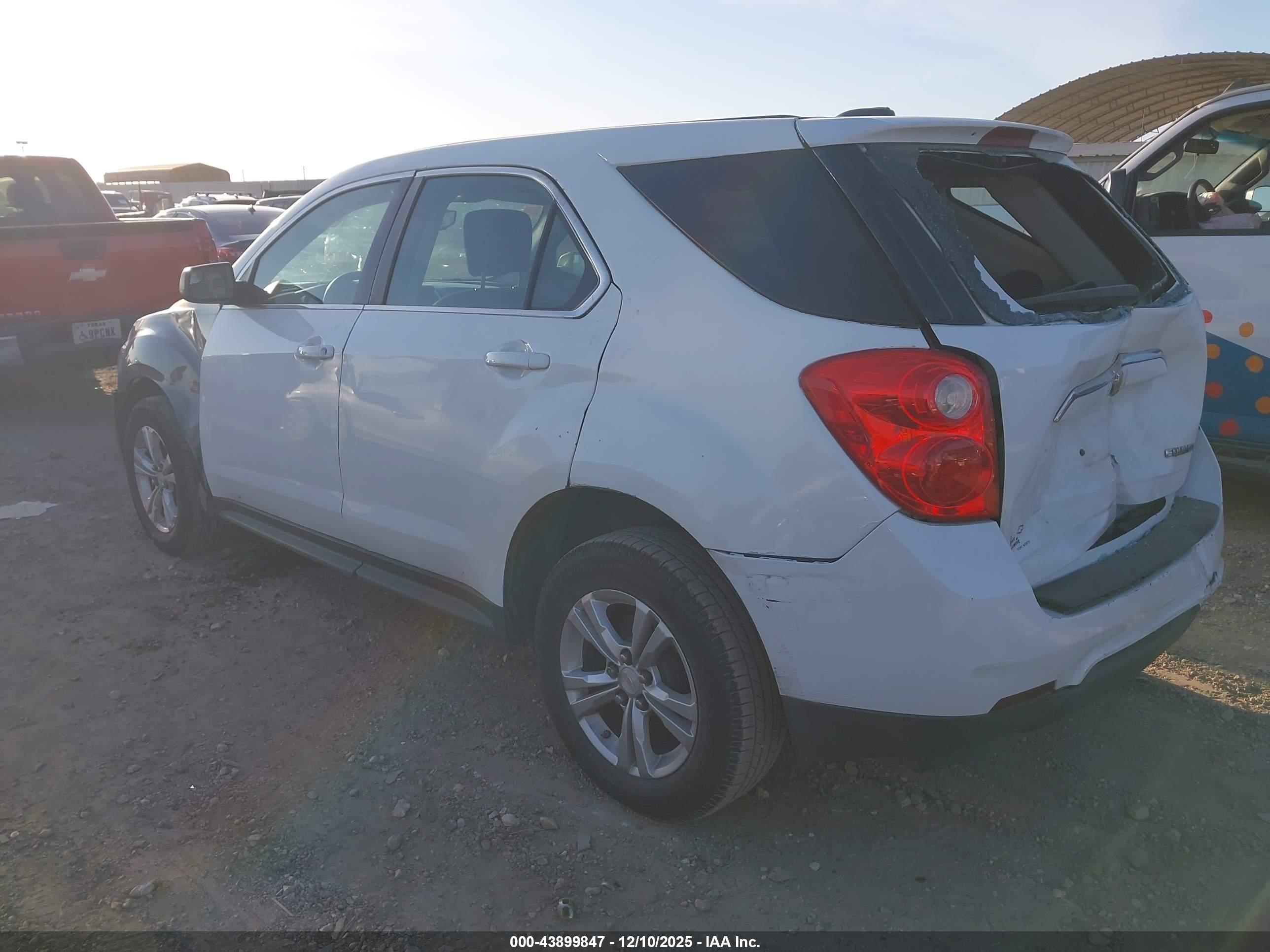 CHEVROLET EQUINOX image 3