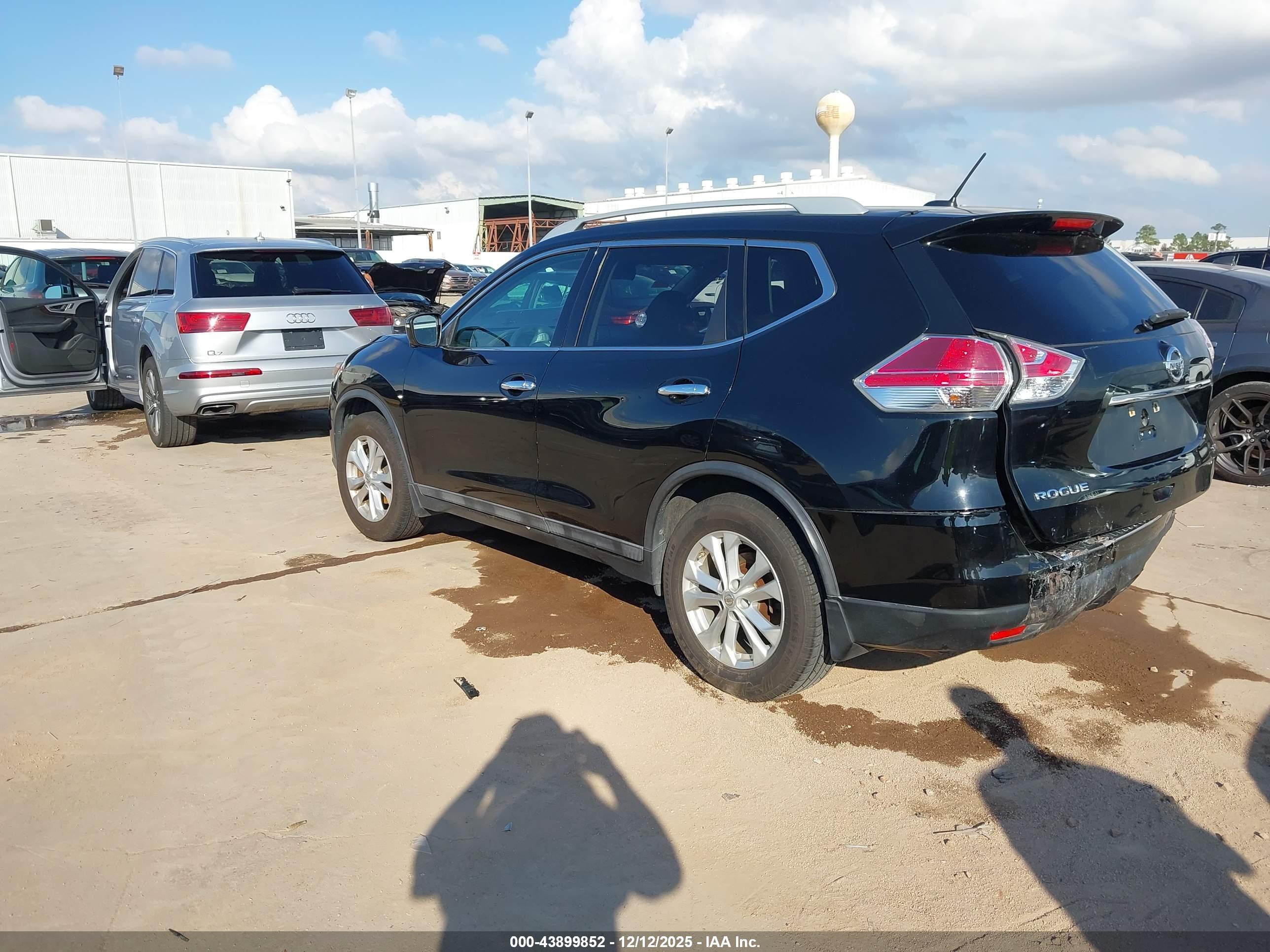 NISSAN ROGUE image 3
