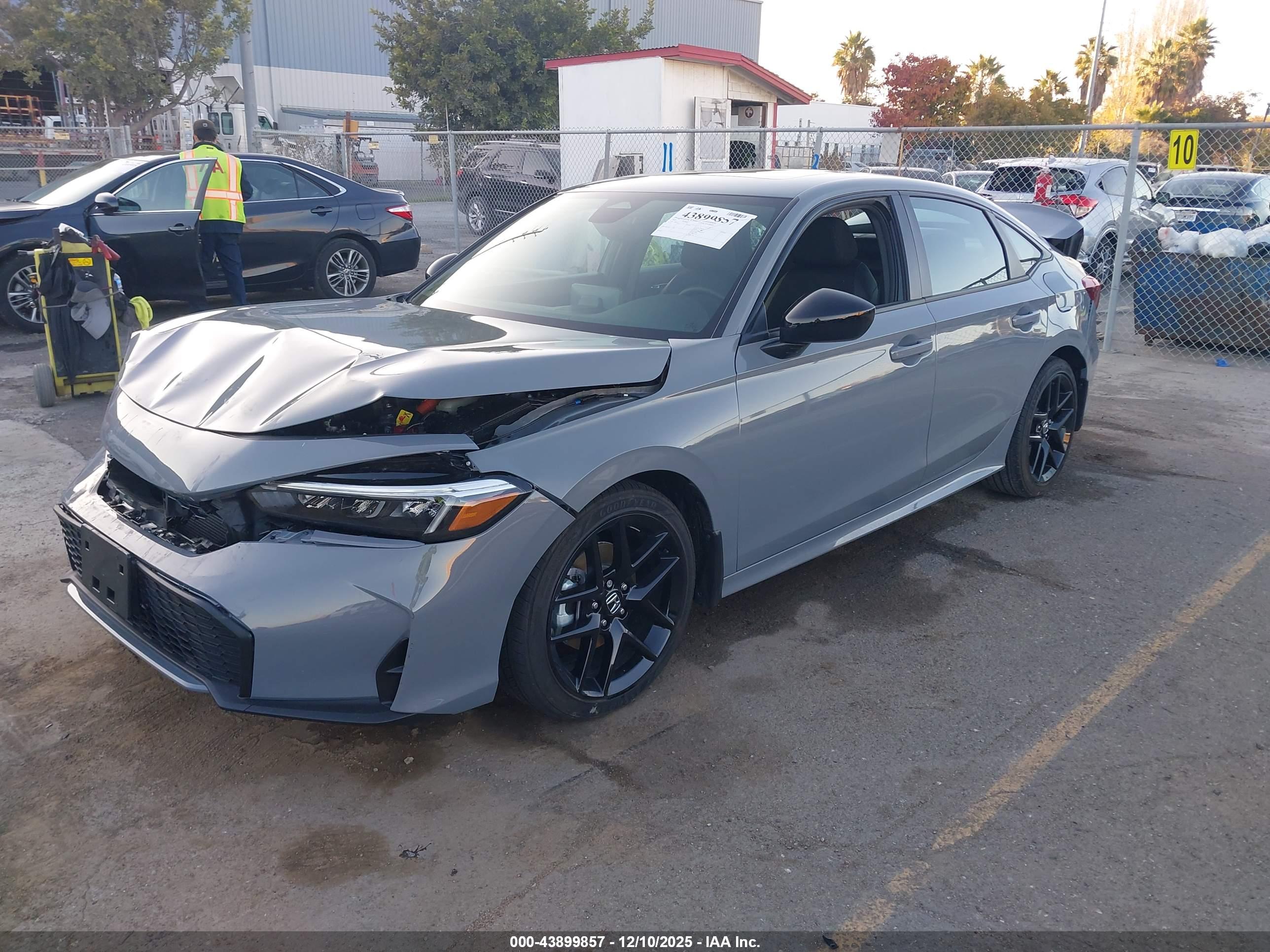 HONDA CIVIC image 2