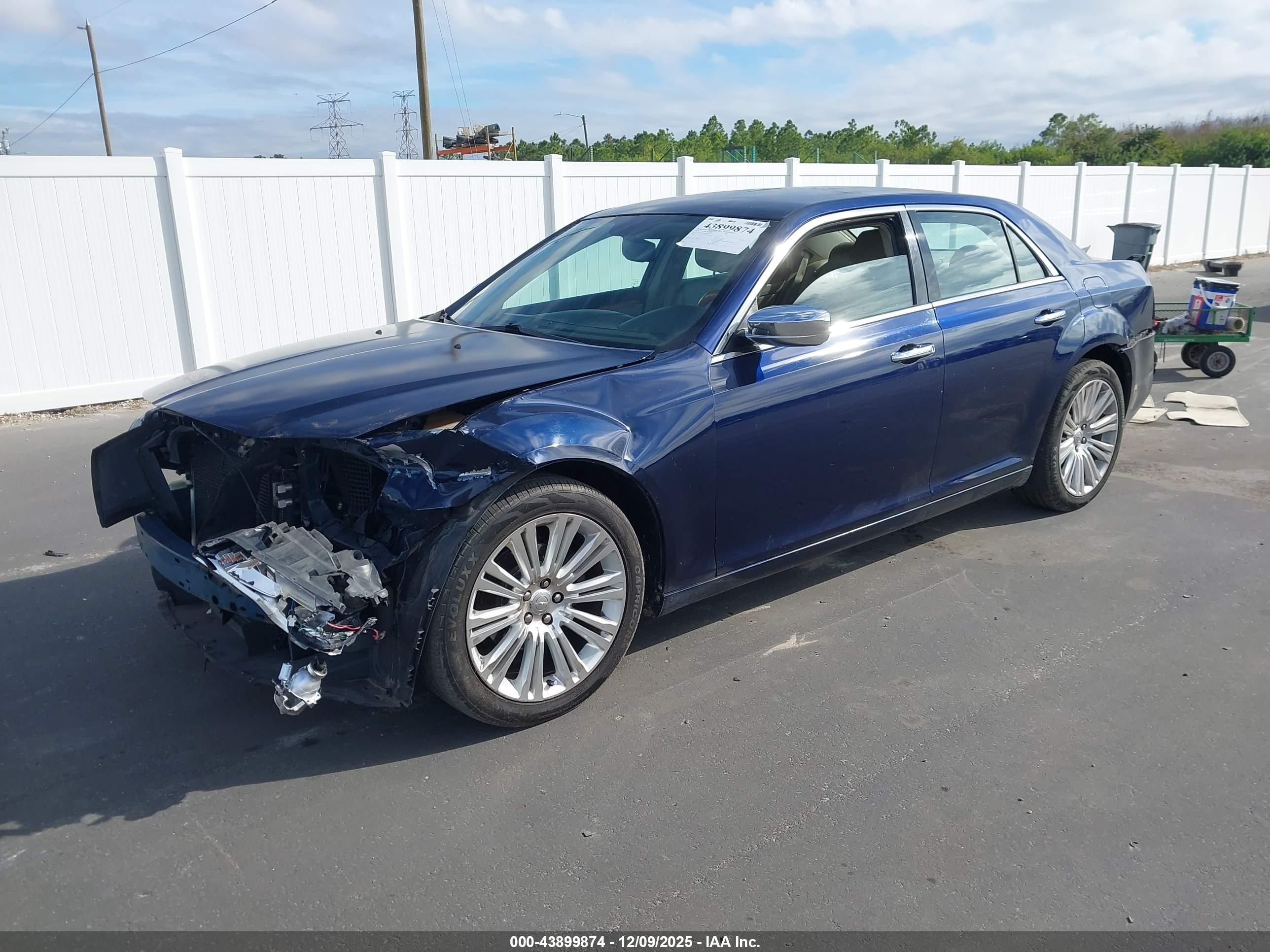 CHRYSLER 300C image 2