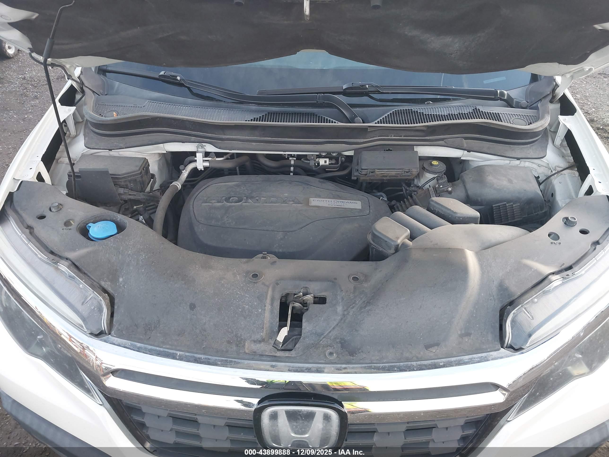 HONDA RIDGELINE image 10