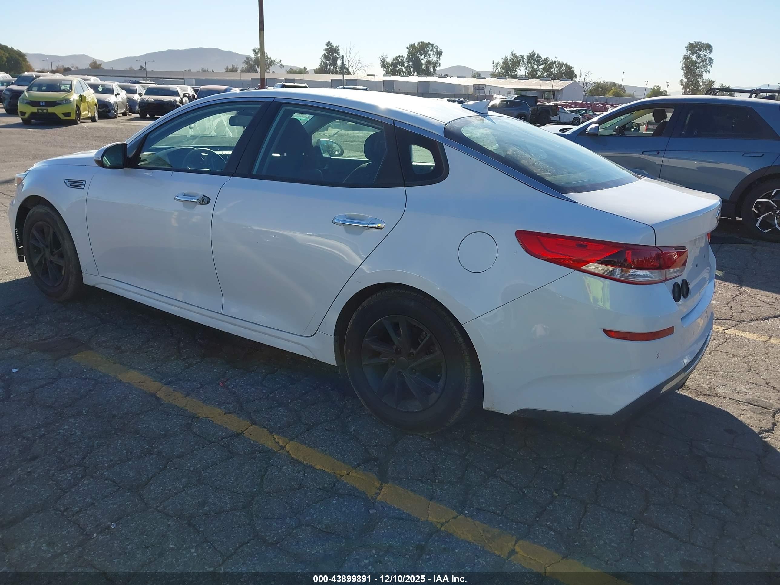 KIA OPTIMA image 3