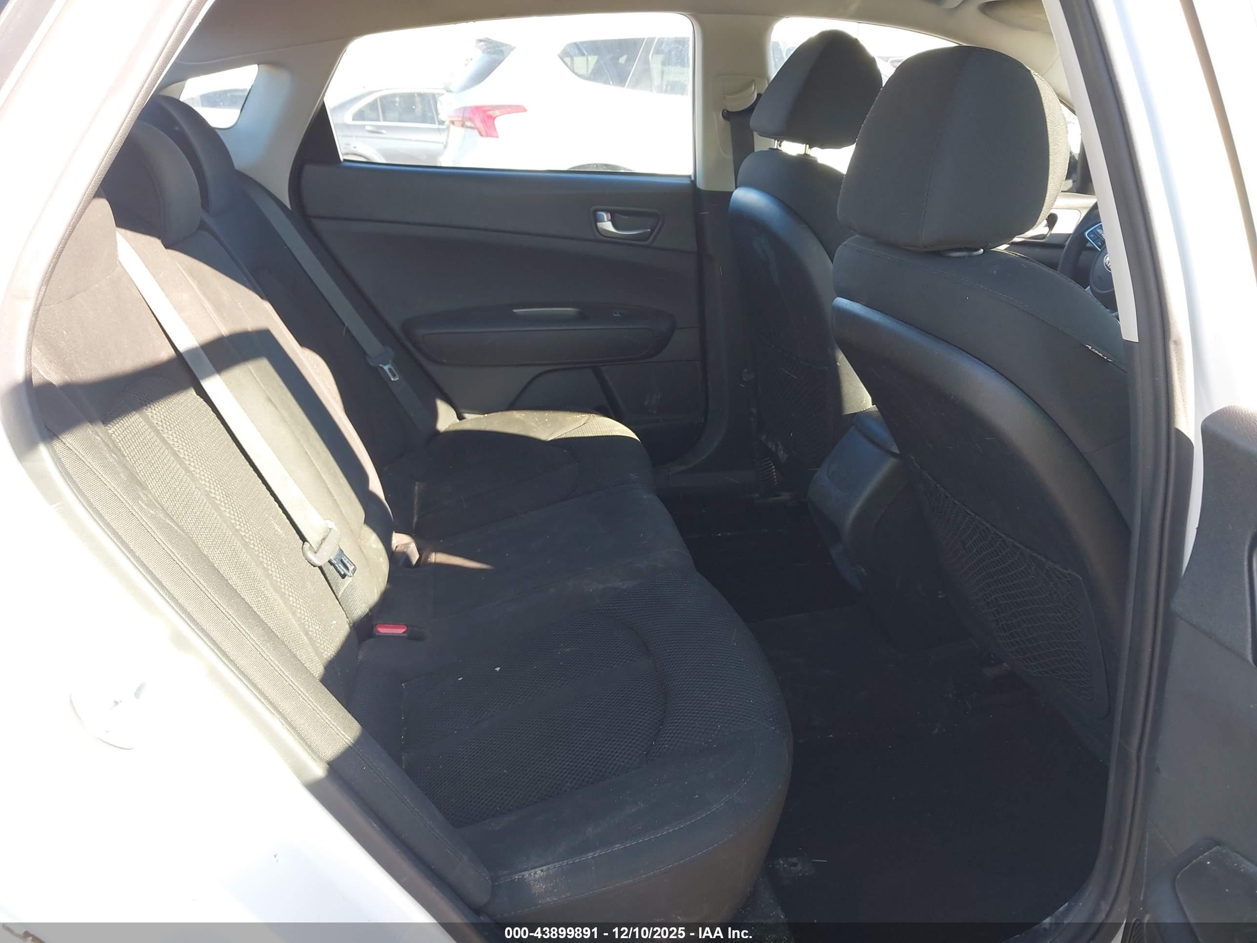 KIA OPTIMA image 8