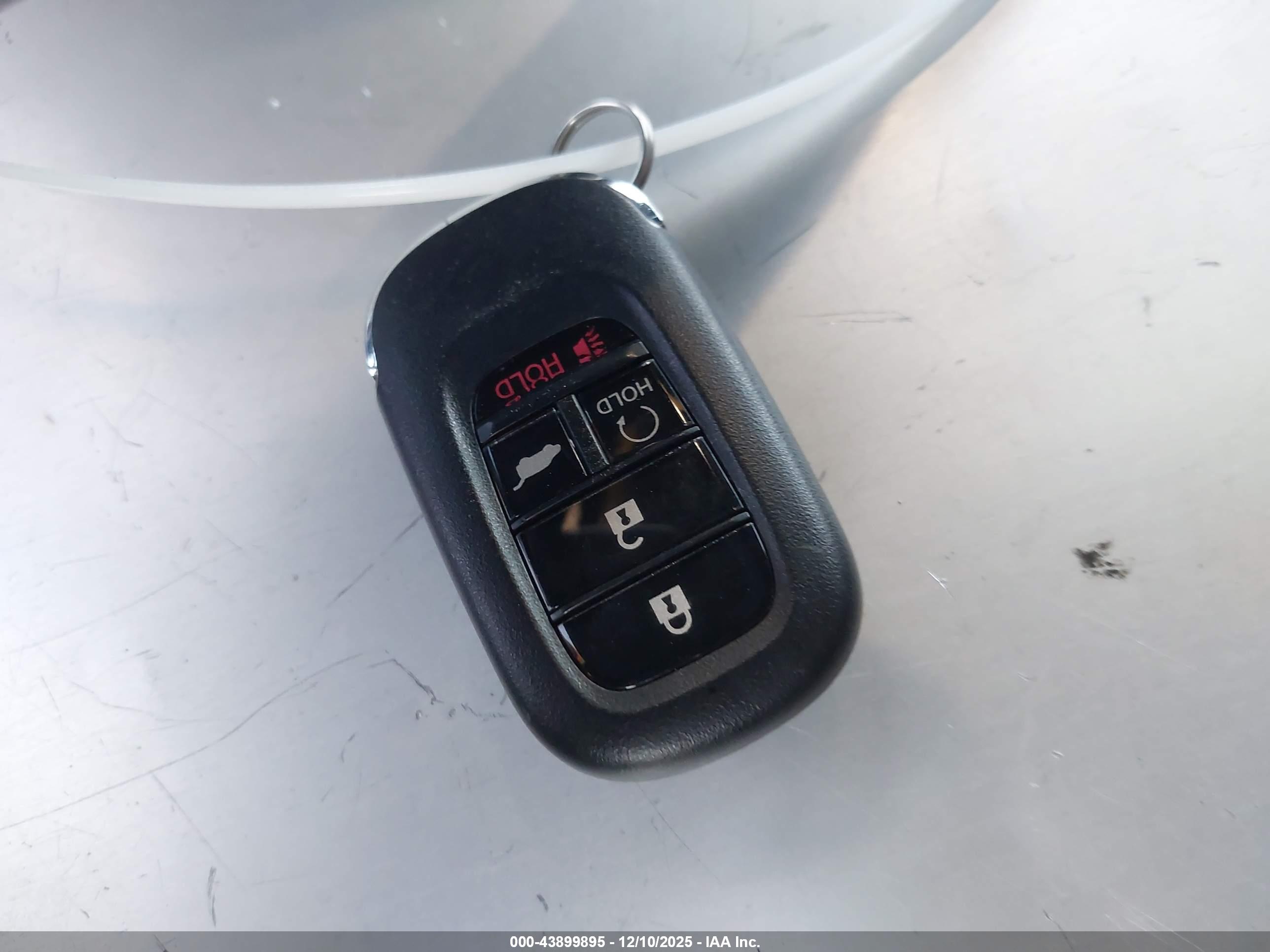 HONDA CR-V image 11
