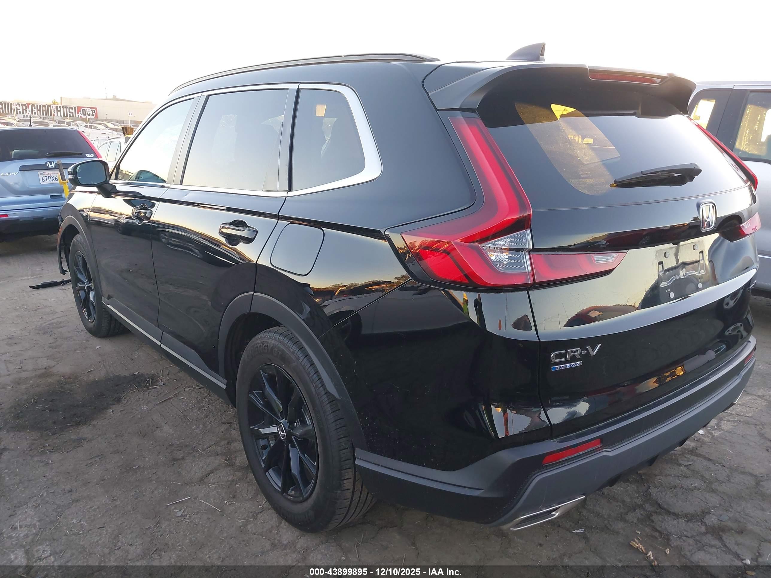 HONDA CR-V image 3