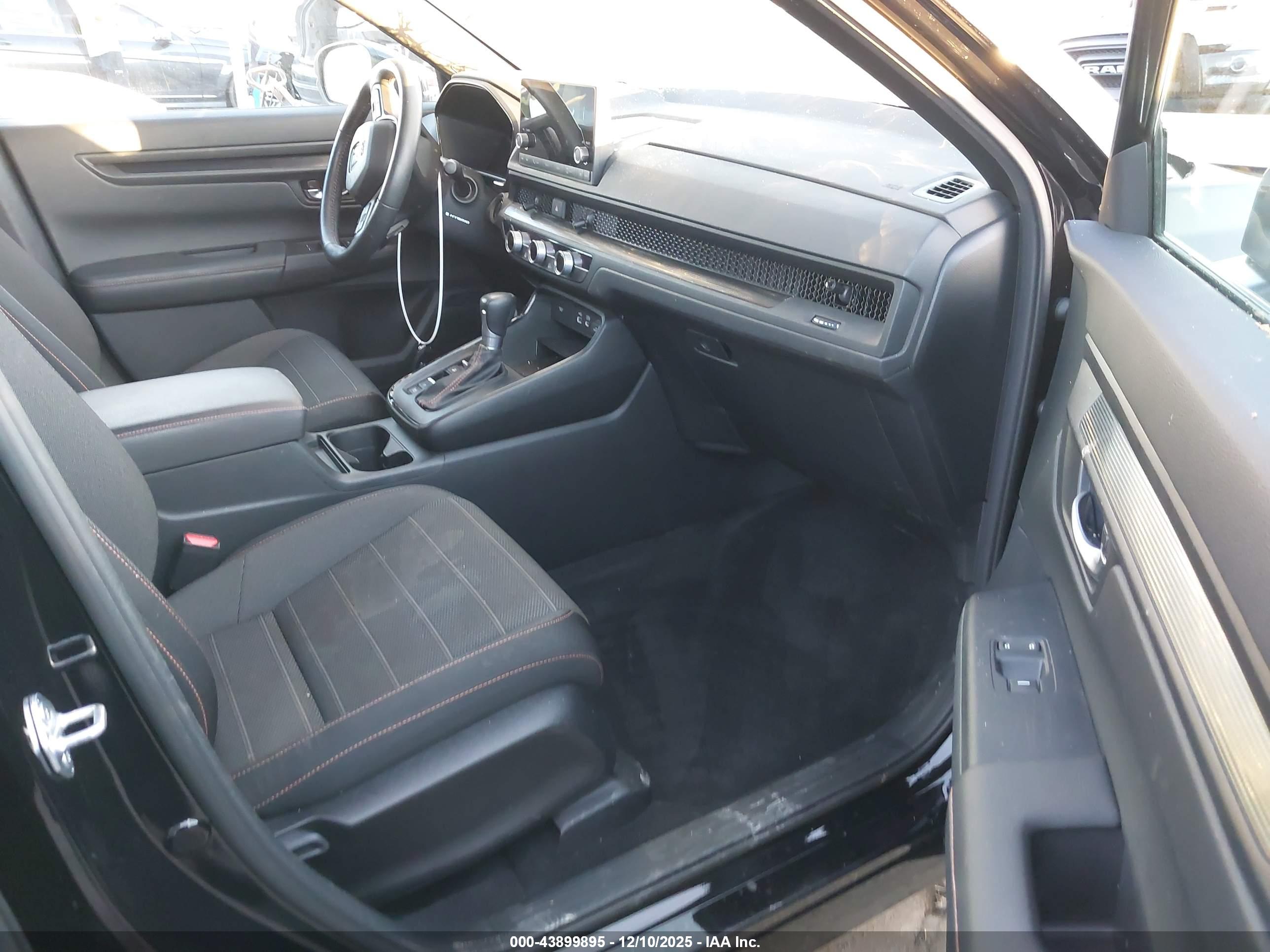 HONDA CR-V image 5