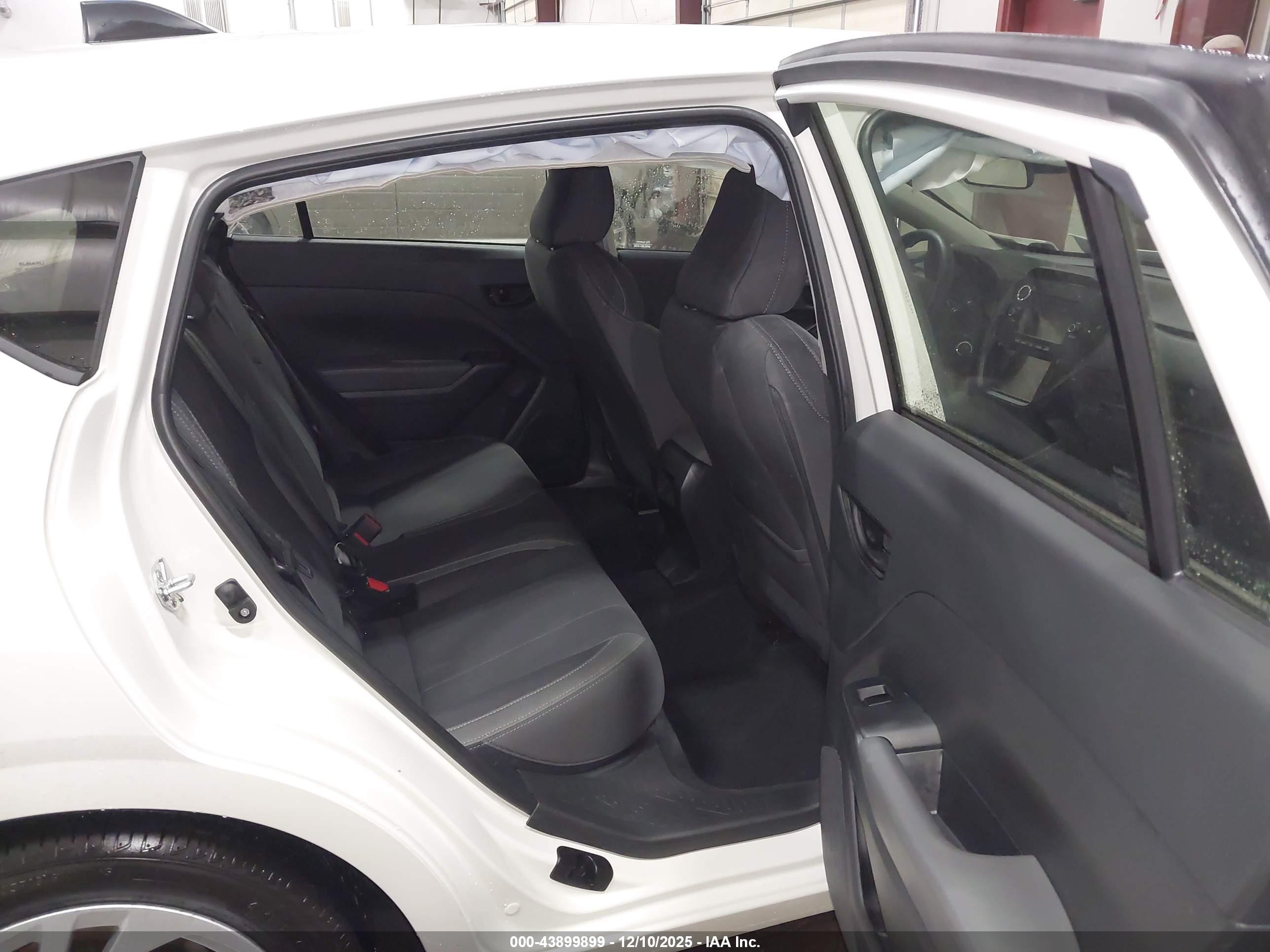 SUBARU IMPREZA image 8