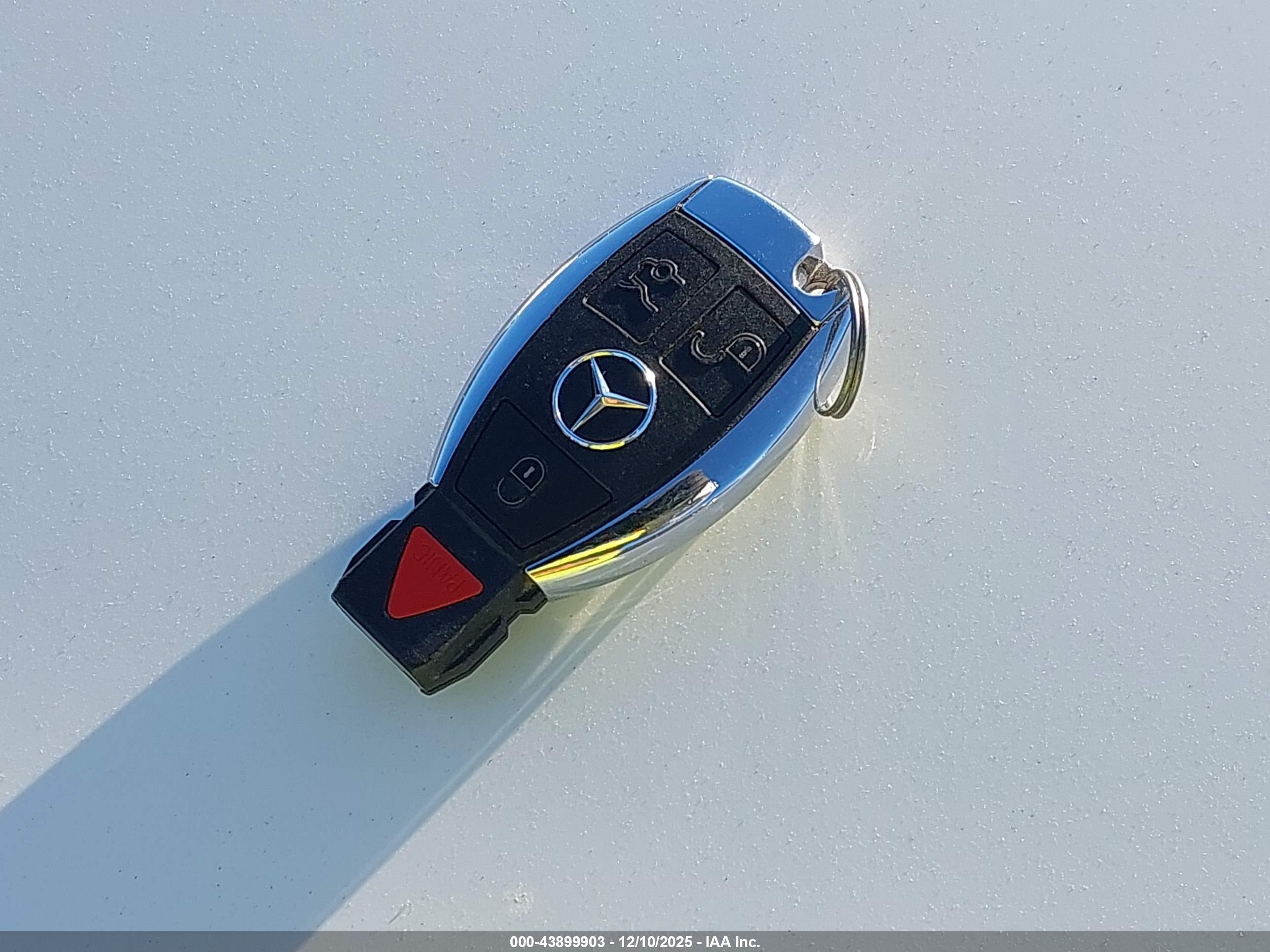 MERCEDES-BENZ C image 11