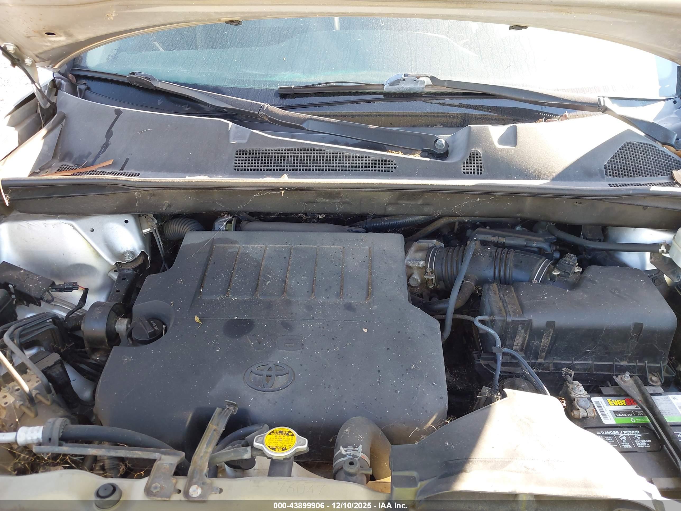 TOYOTA HIGHLANDER image 10