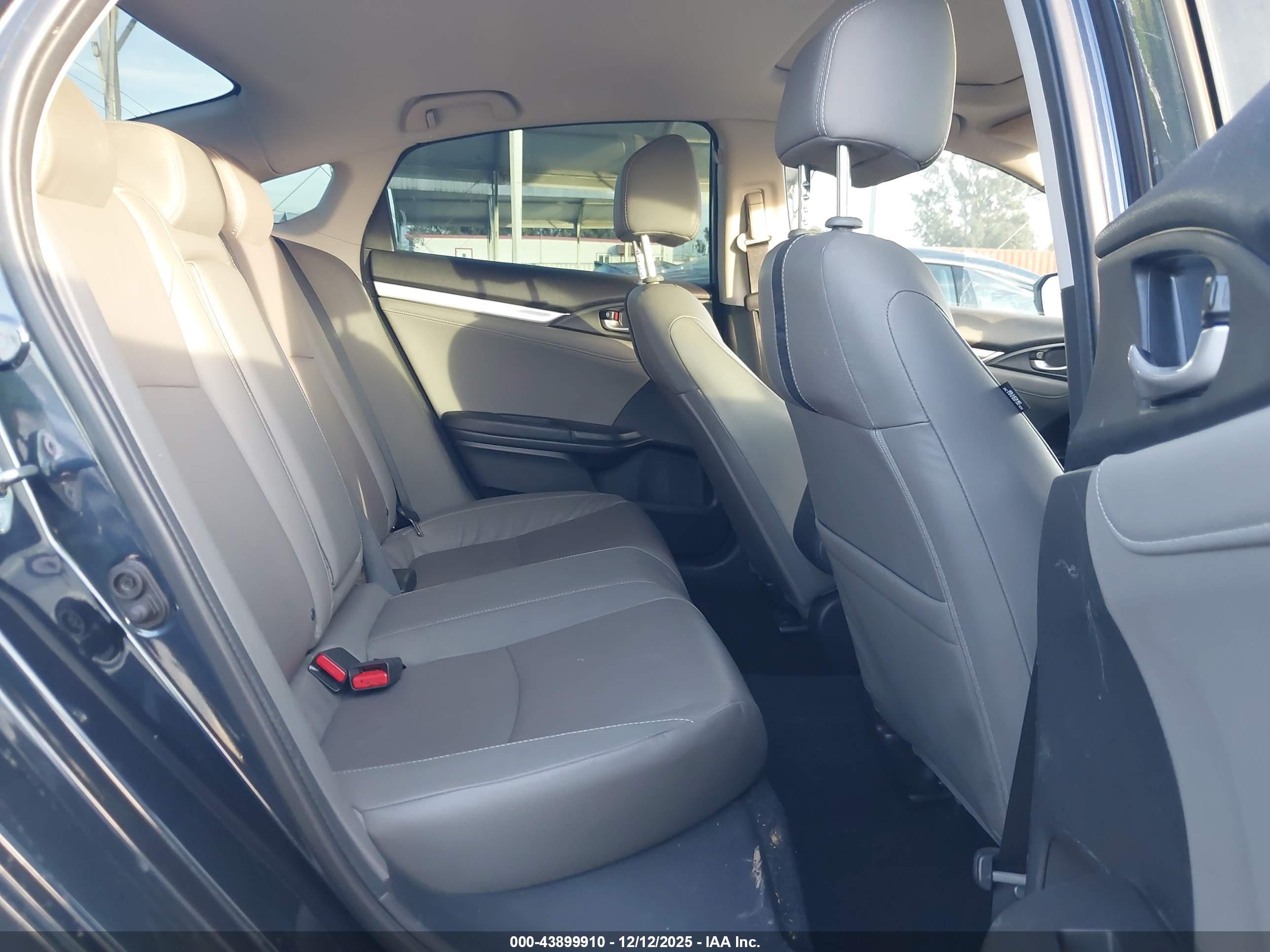 HONDA CIVIC image 8